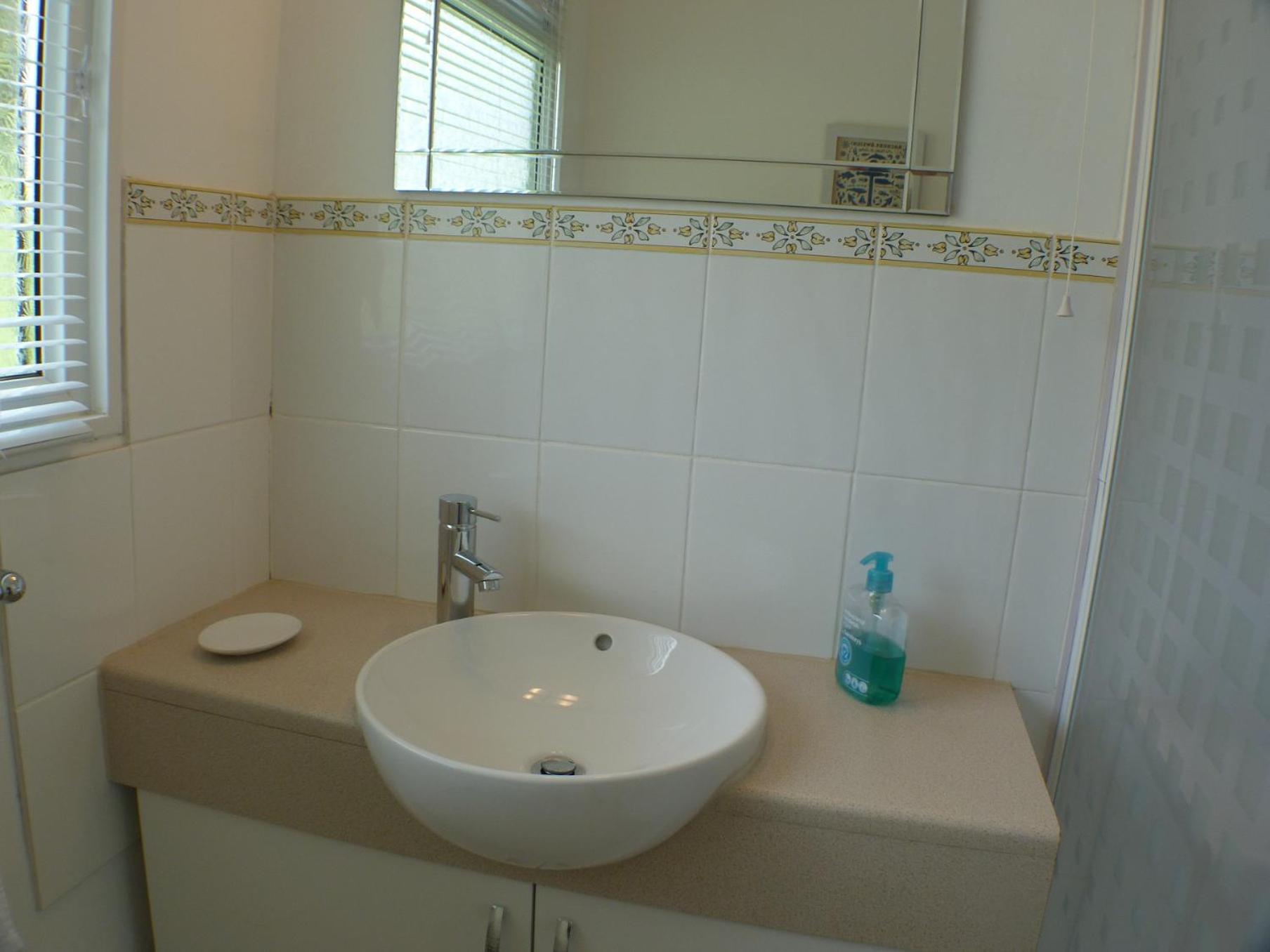 Chalet for two - Dartmouth view 2