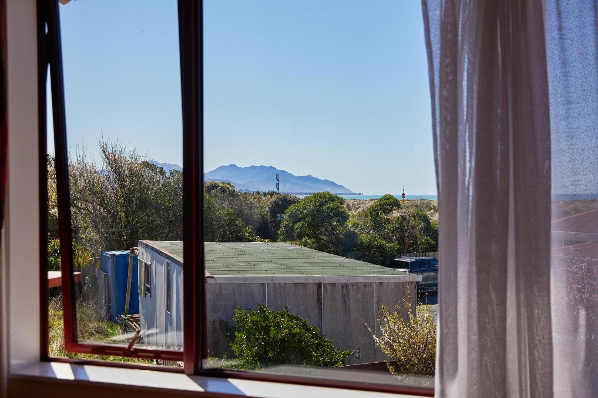 Coastal, Spacious, Mountain Views - KK21238