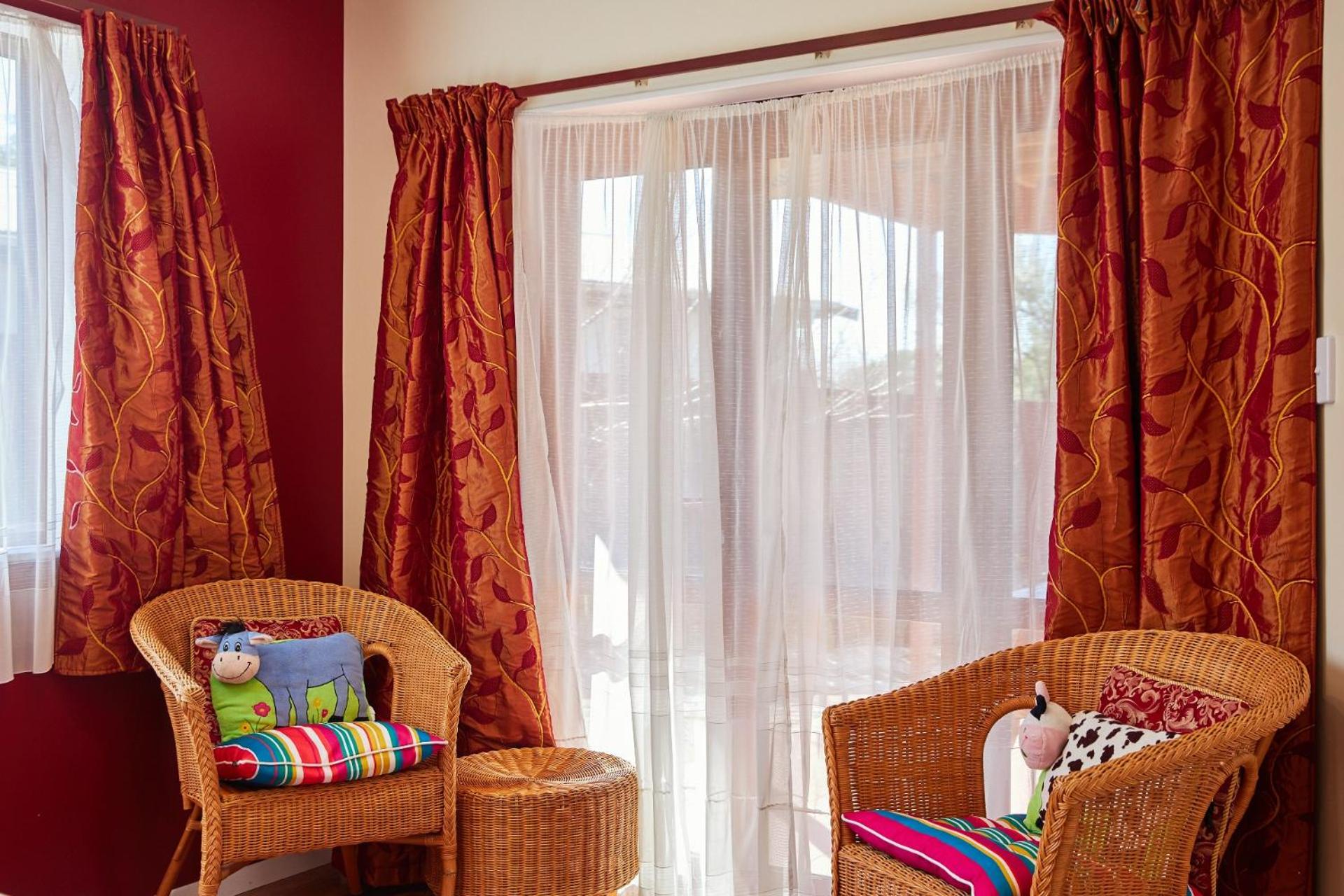 Coastal, Spacious, Mountain Views - KK21238