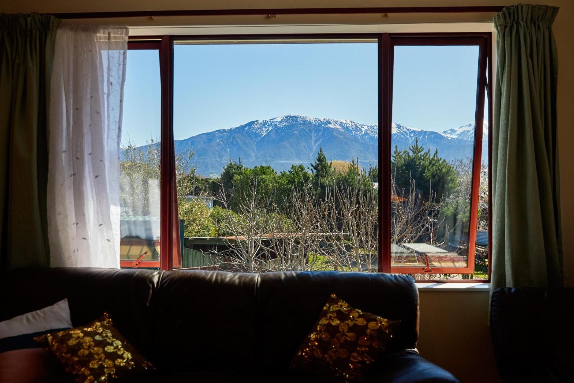 Coastal, Spacious, Mountain Views - KK21238