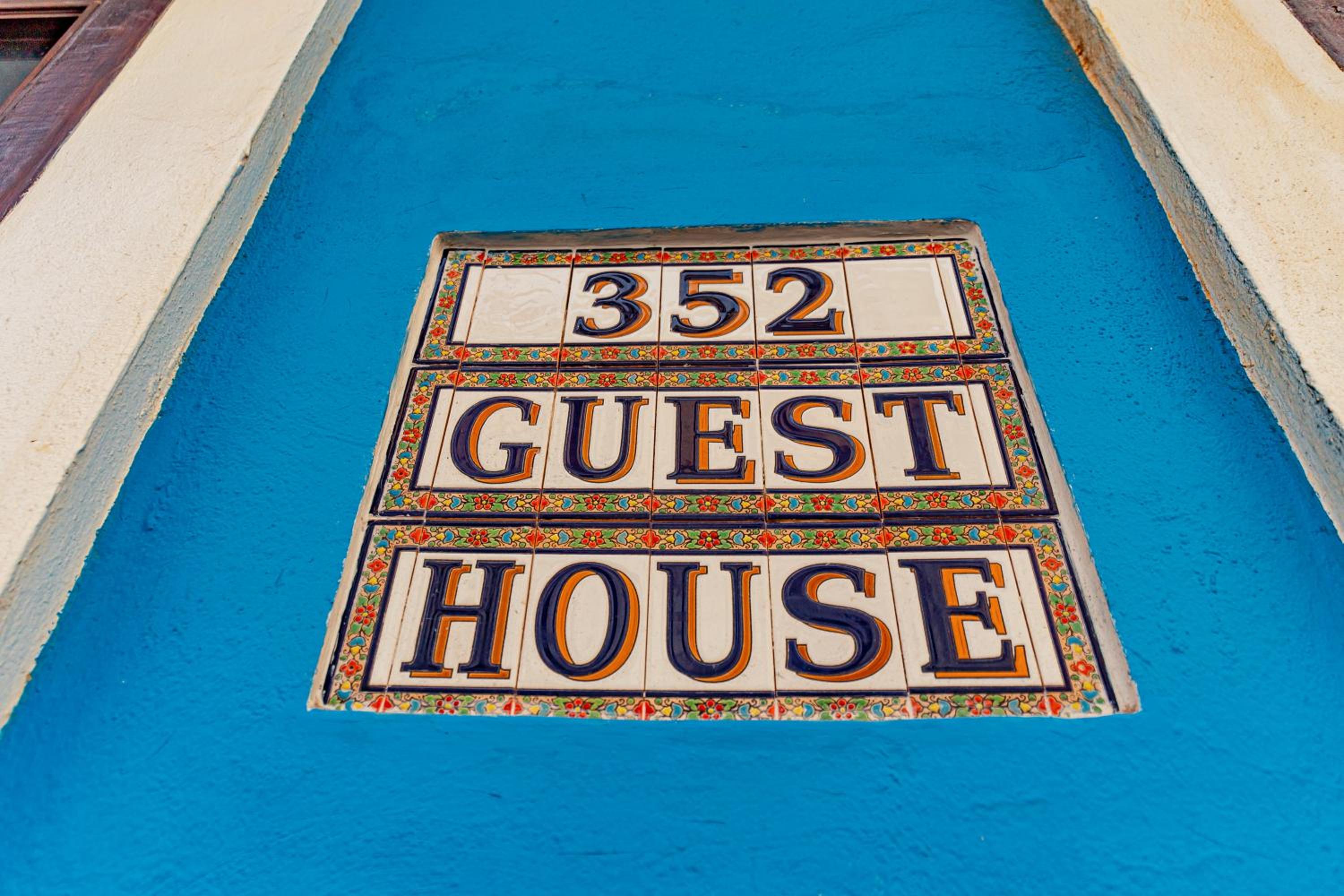352 Guest House Hotel Boutique - Property Image 55