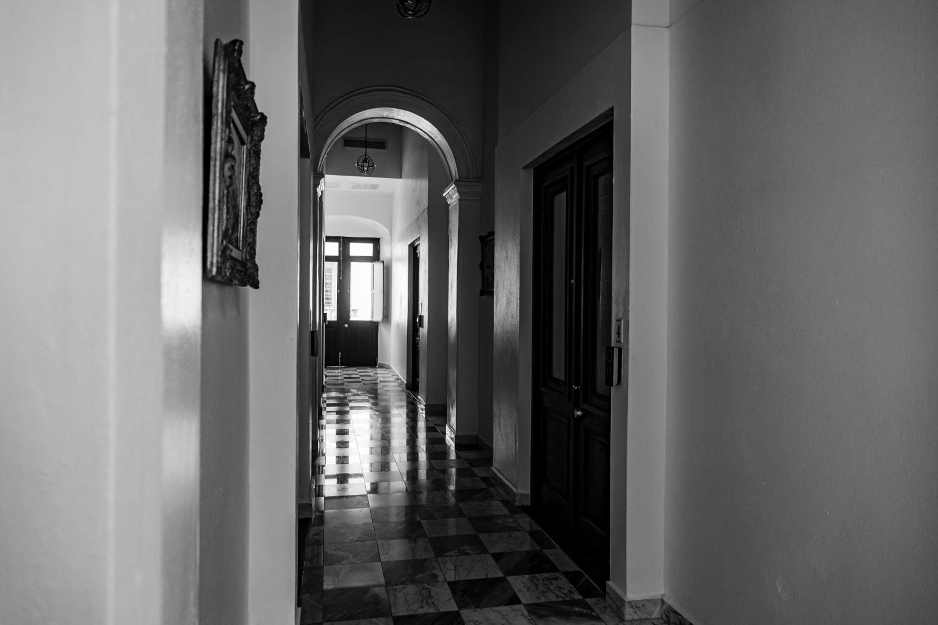 352 Guest House Hotel Boutique - Property Image 12