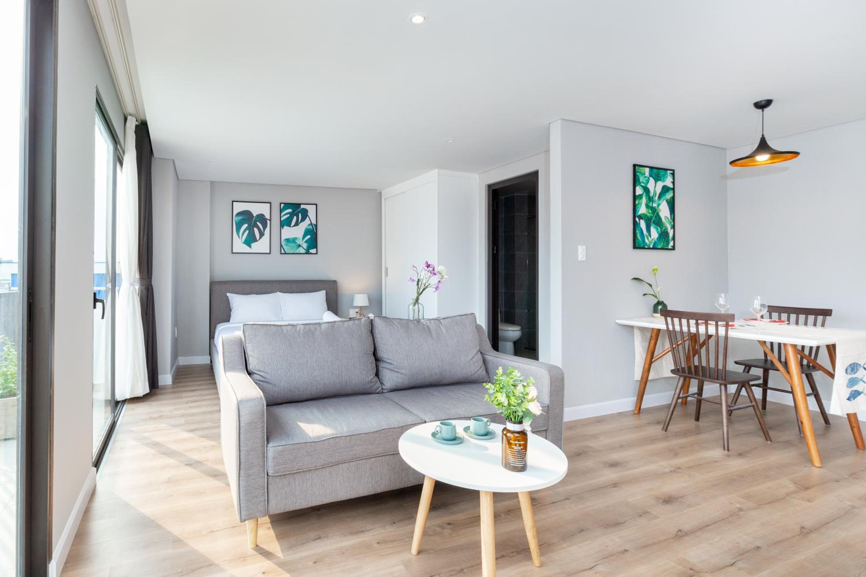 Cozrum Homes - Premier Residence