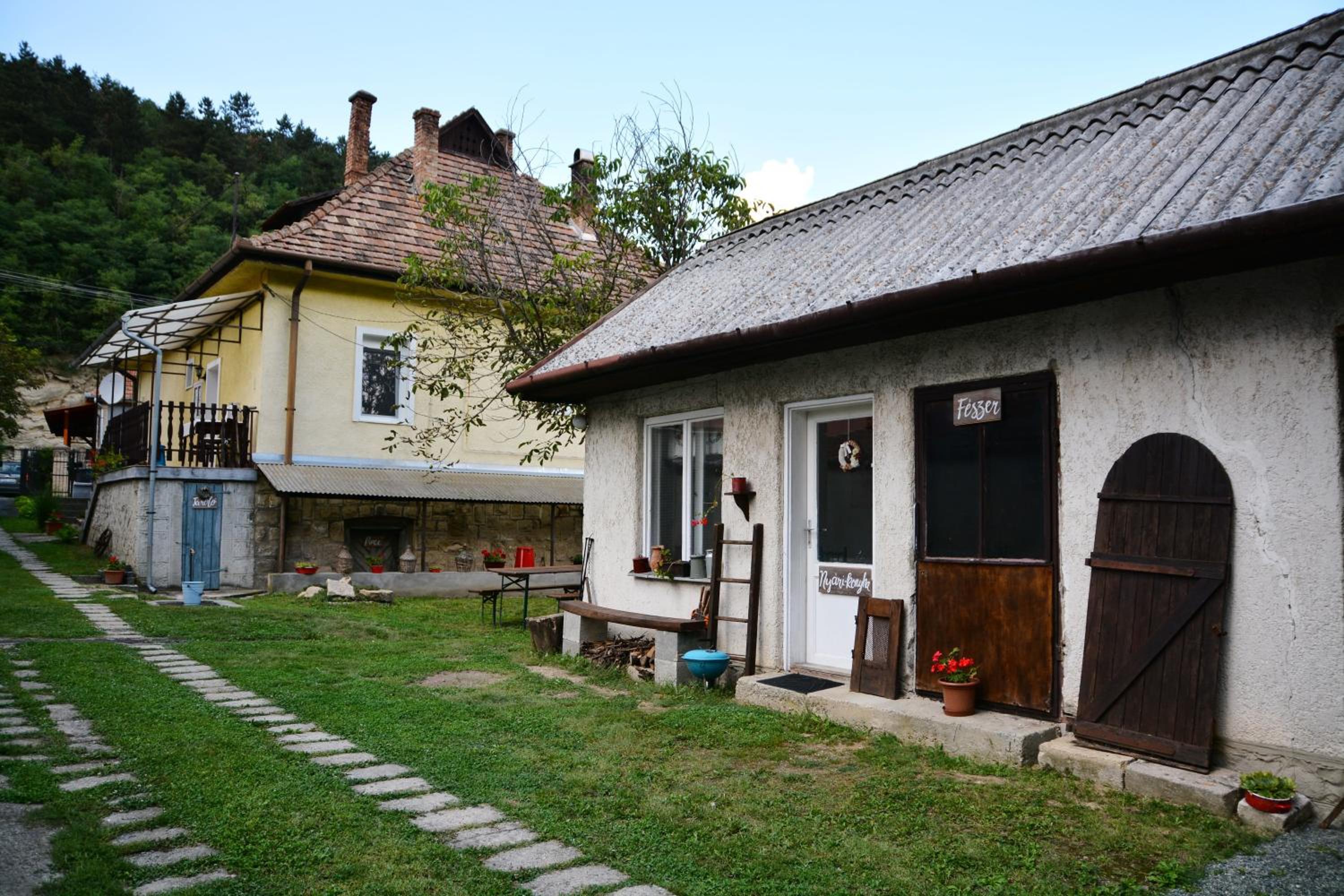 Photo 23