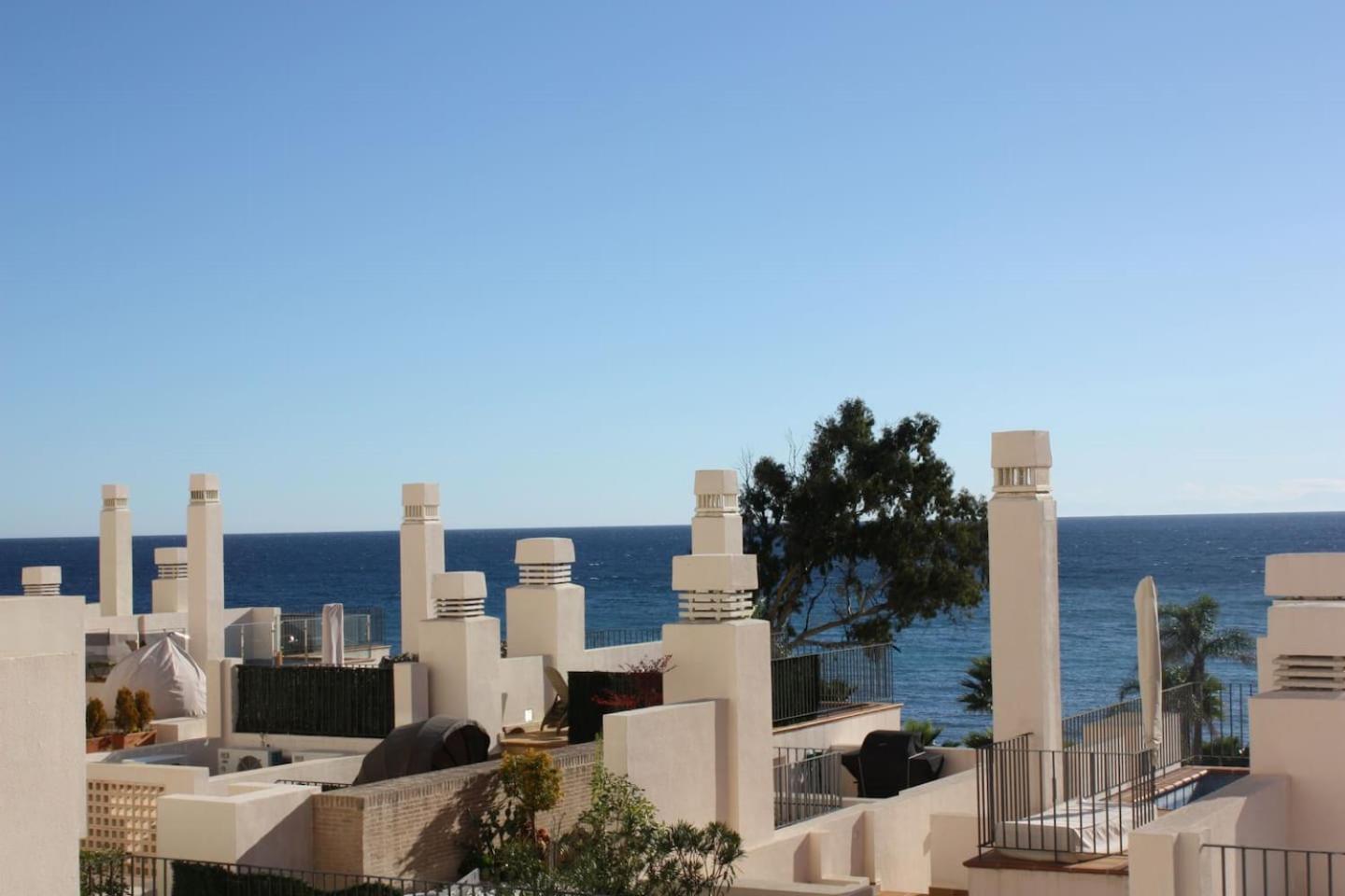 110 - Beach Two-Bedroom Apartment view 5