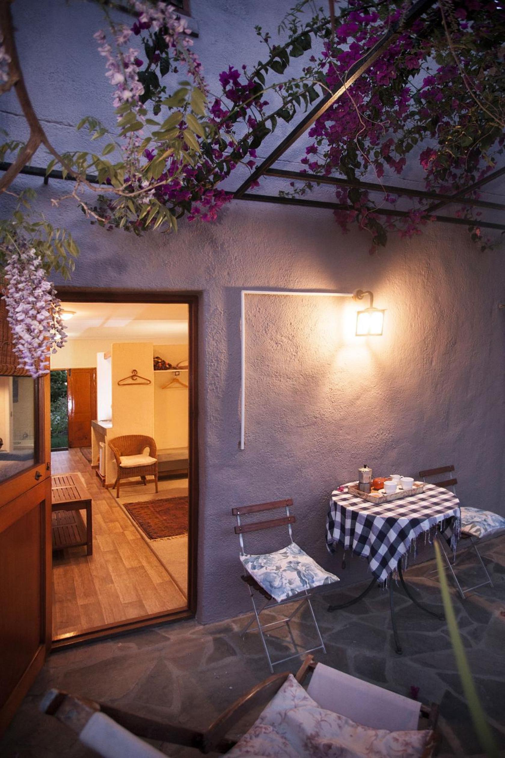 Lentelus Farmstay view 3
