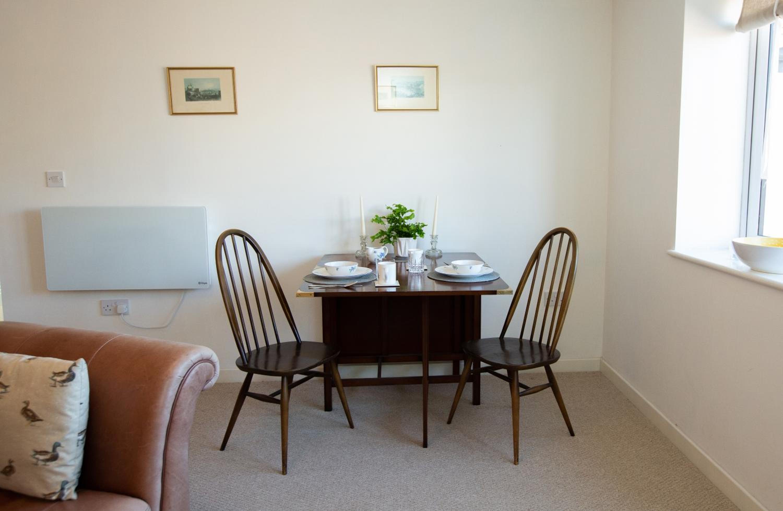 PERFECT BUSINESS ACCOMMODATION at SIDINGS FARM - Luxury Cottage Accommodation - Fully equipped & Self Catering view 5