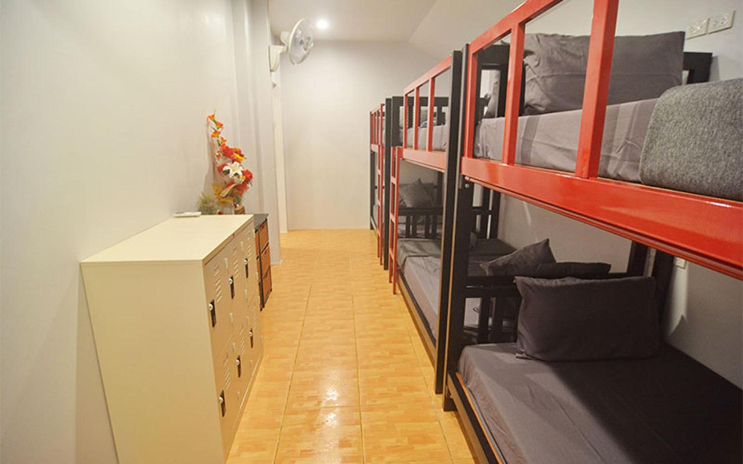 Lanta Hostel