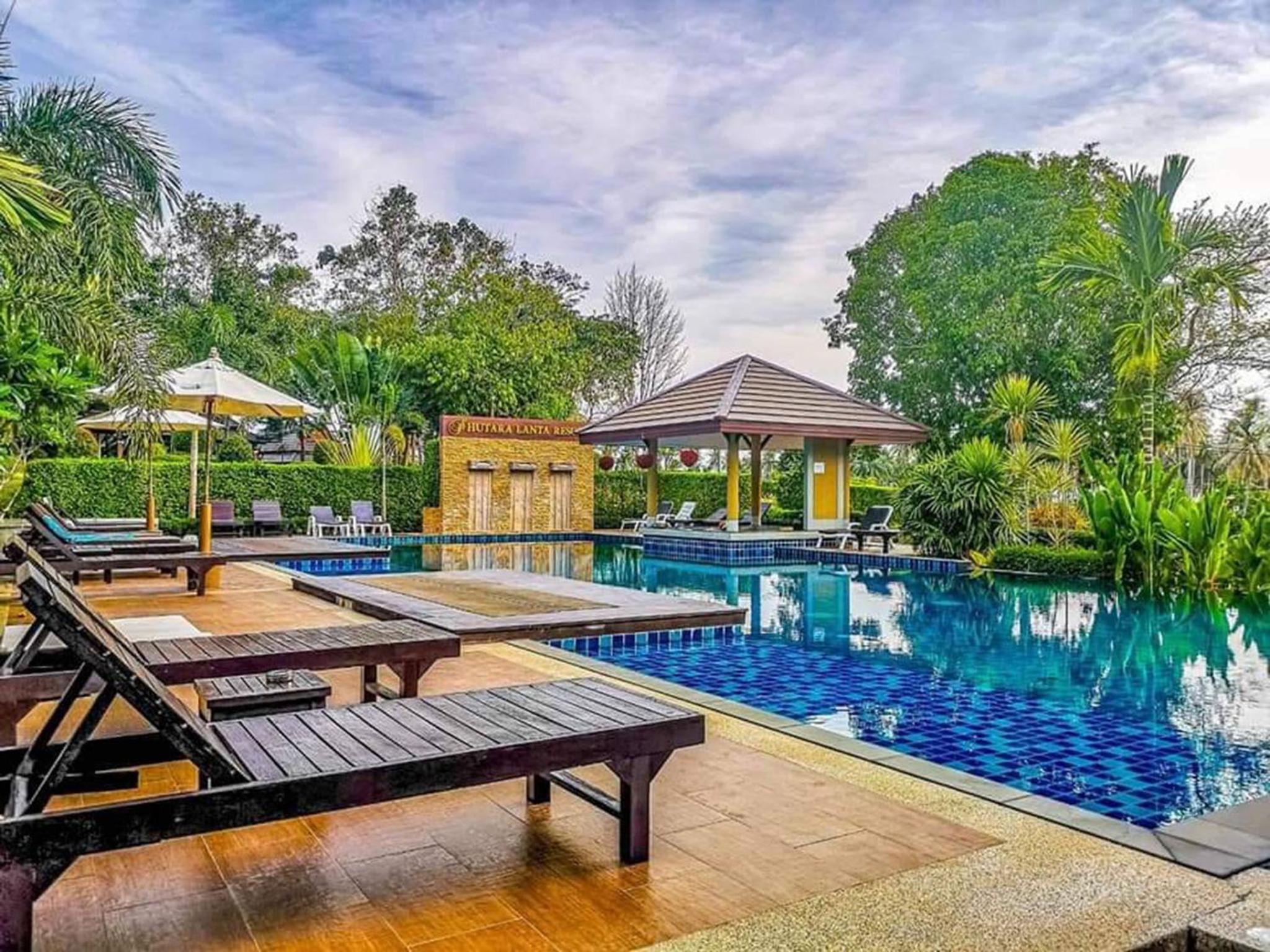 Lanta Hostel