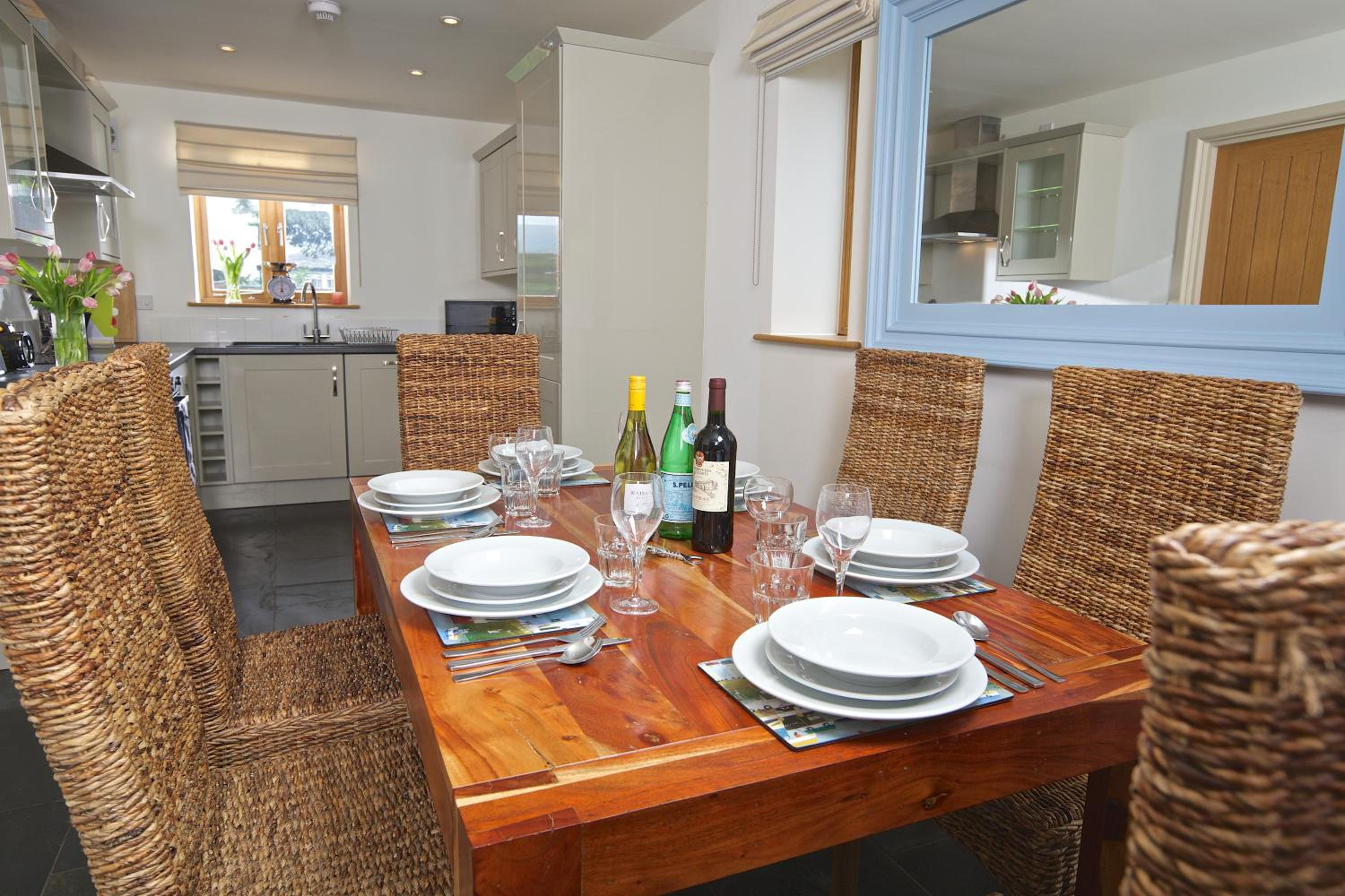 Dartmouth Green Lodges