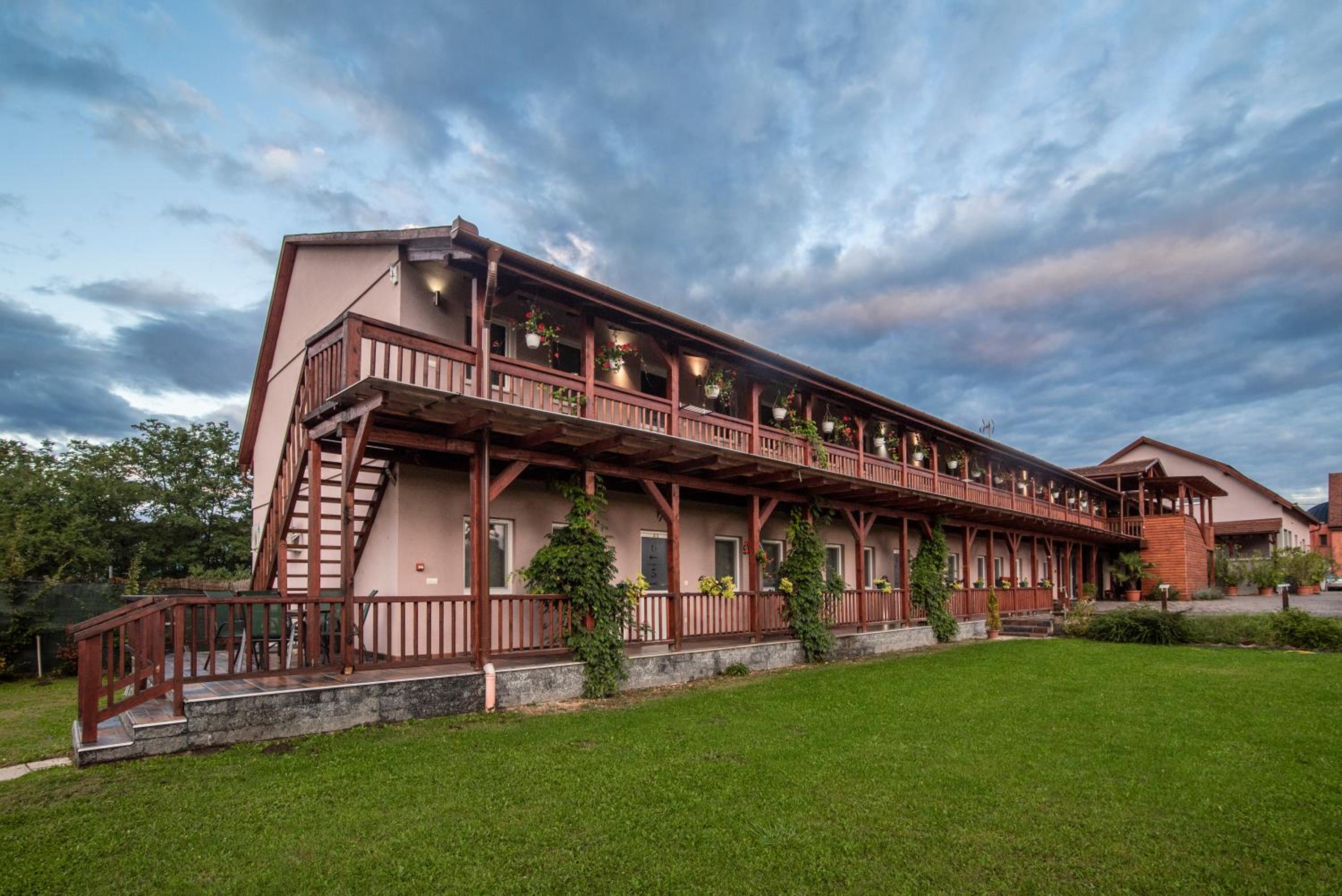 Sweet Life Wellness Apartments