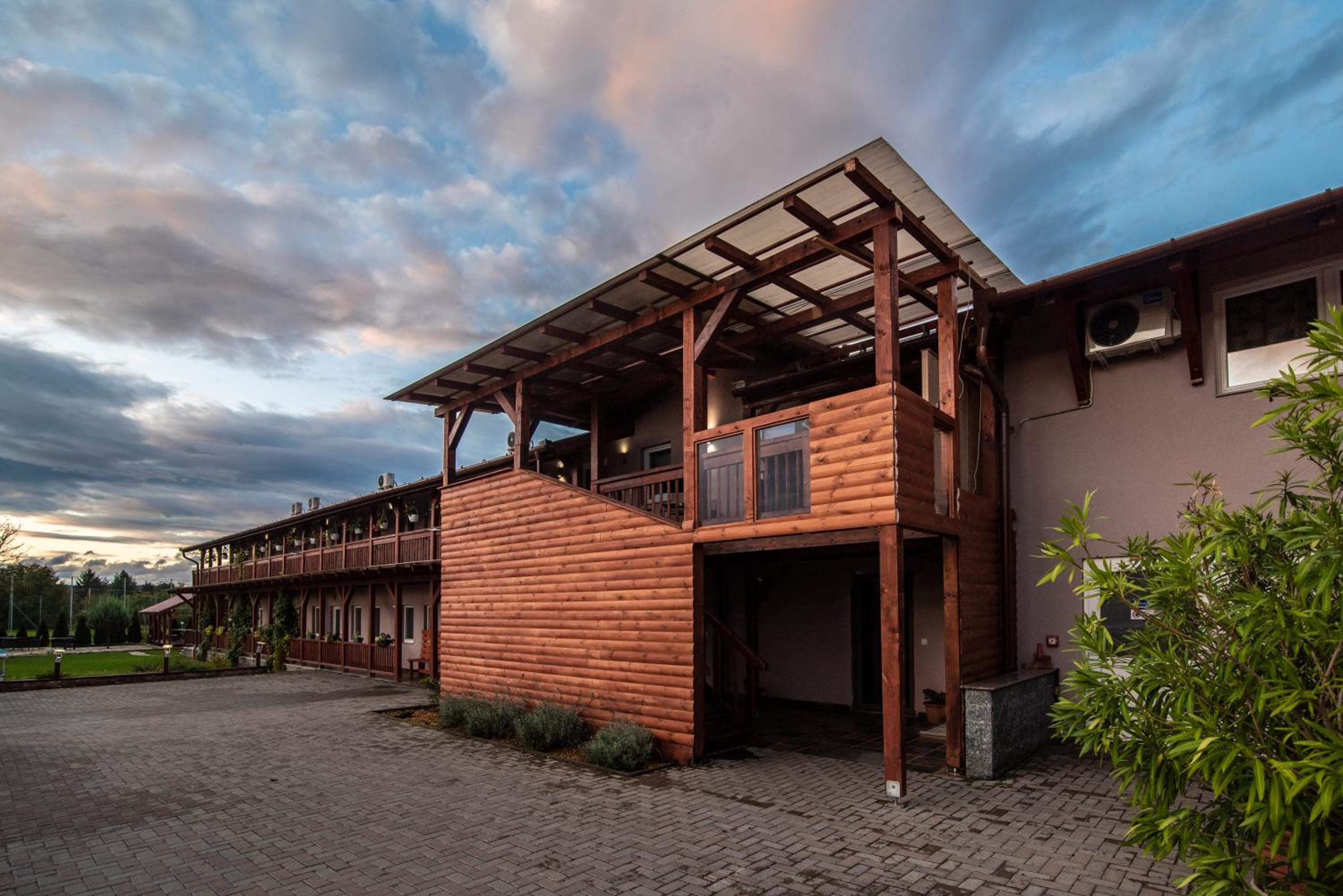 Sweet Life Wellness Apartments