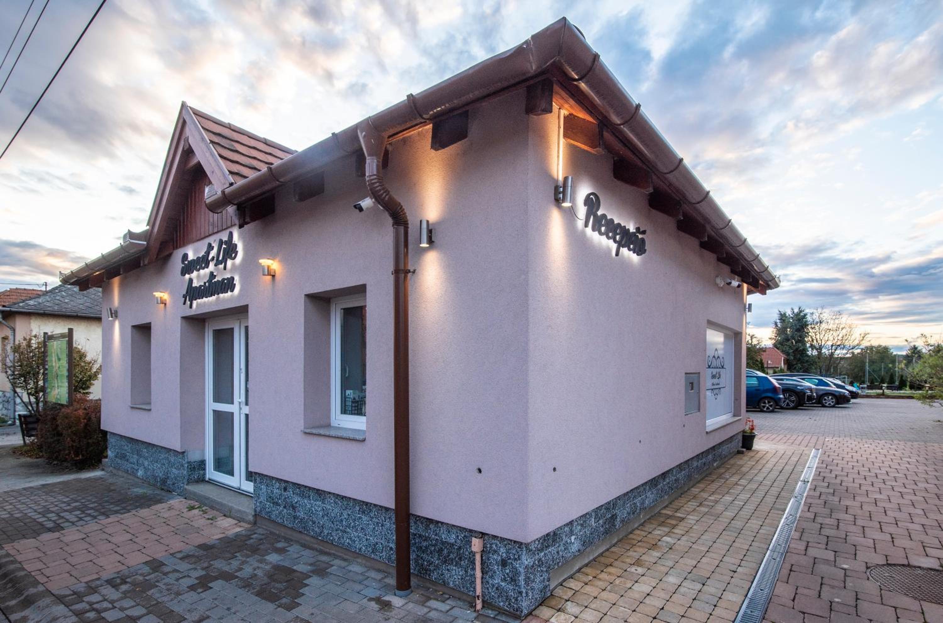 Sweet Life Wellness Apartments
