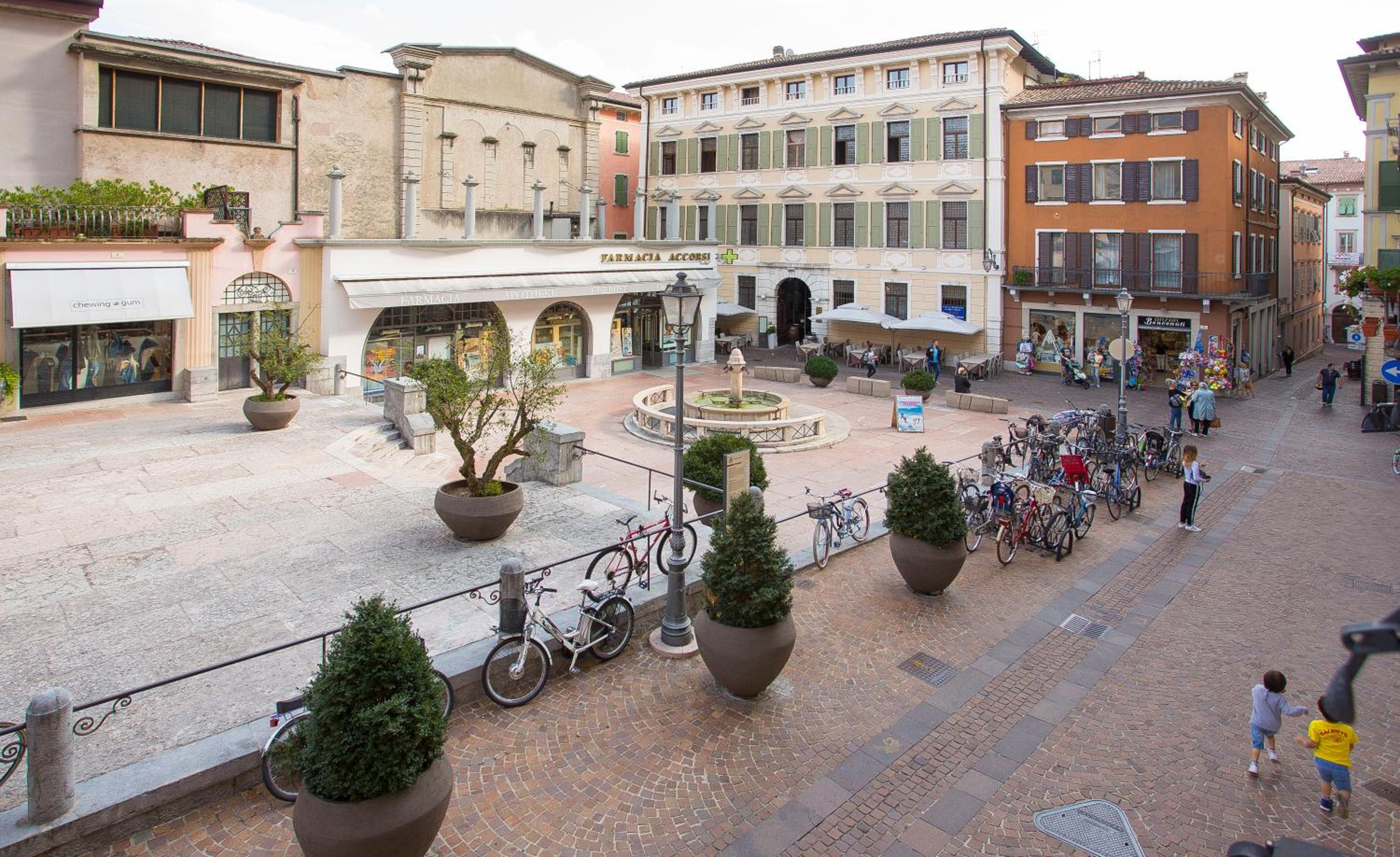 Casa Piazza Erbe 70 mq view 2