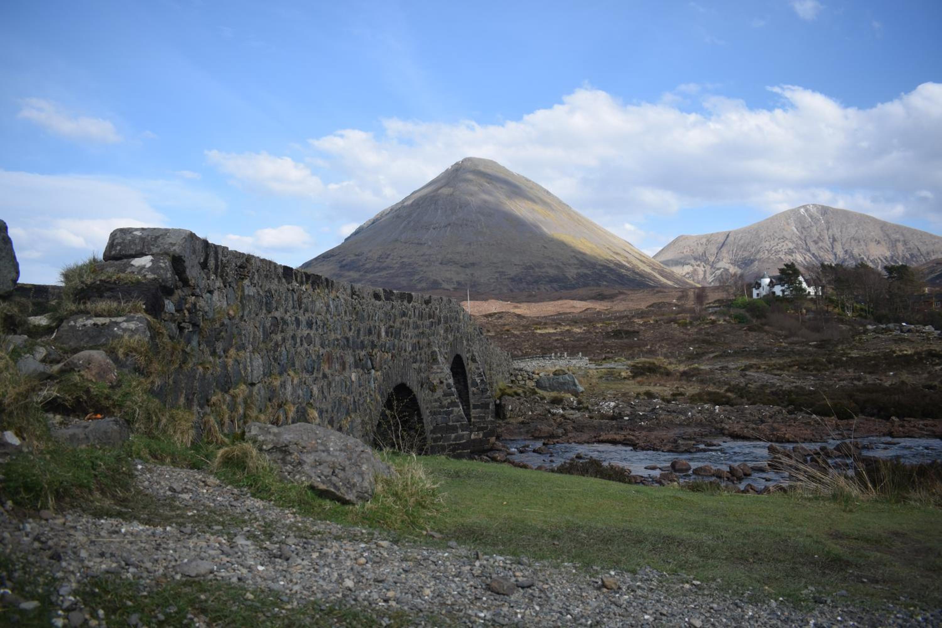 Skye Lodge Dunvegan Skye view 3