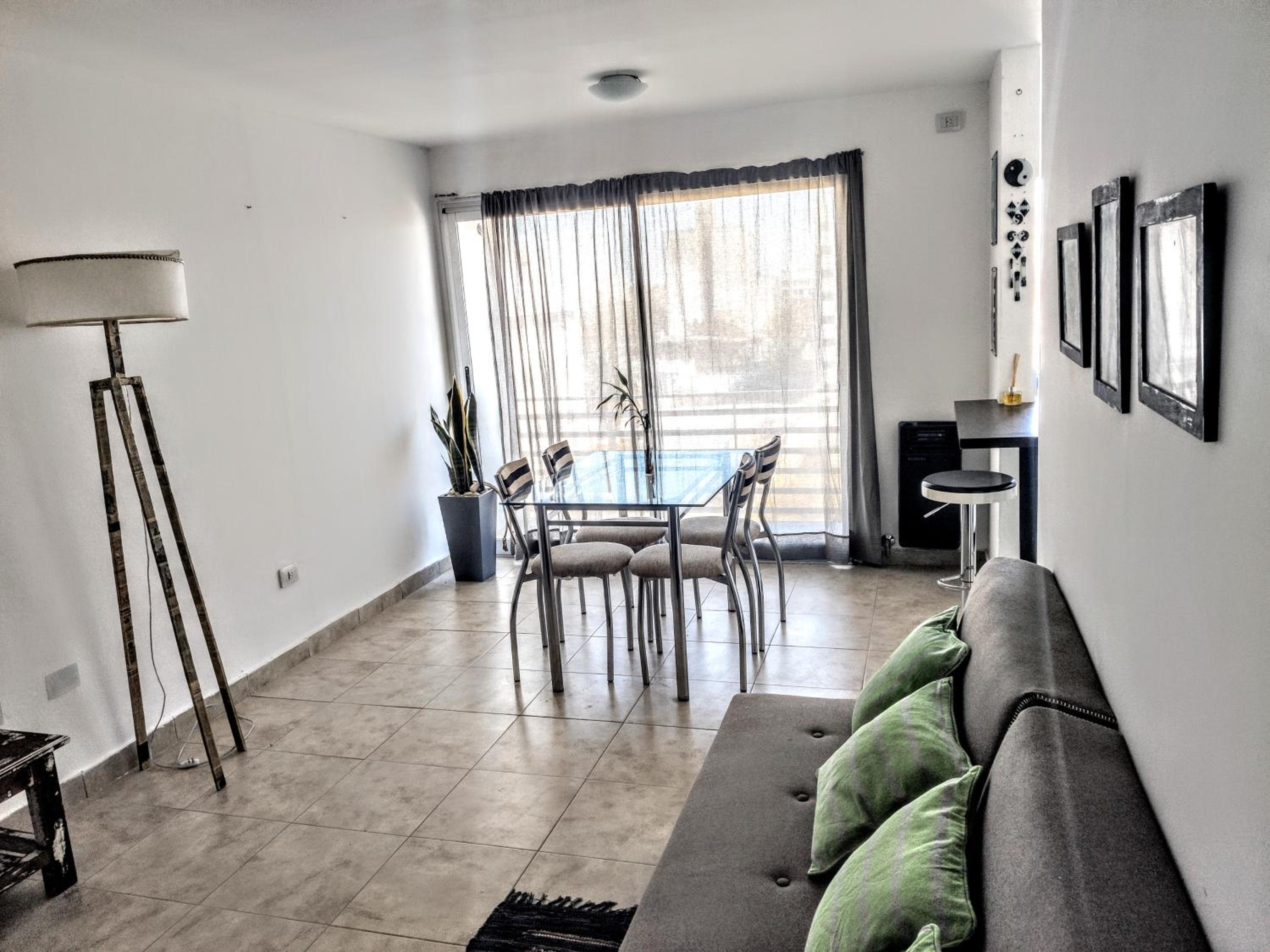 La Plata moderno apart