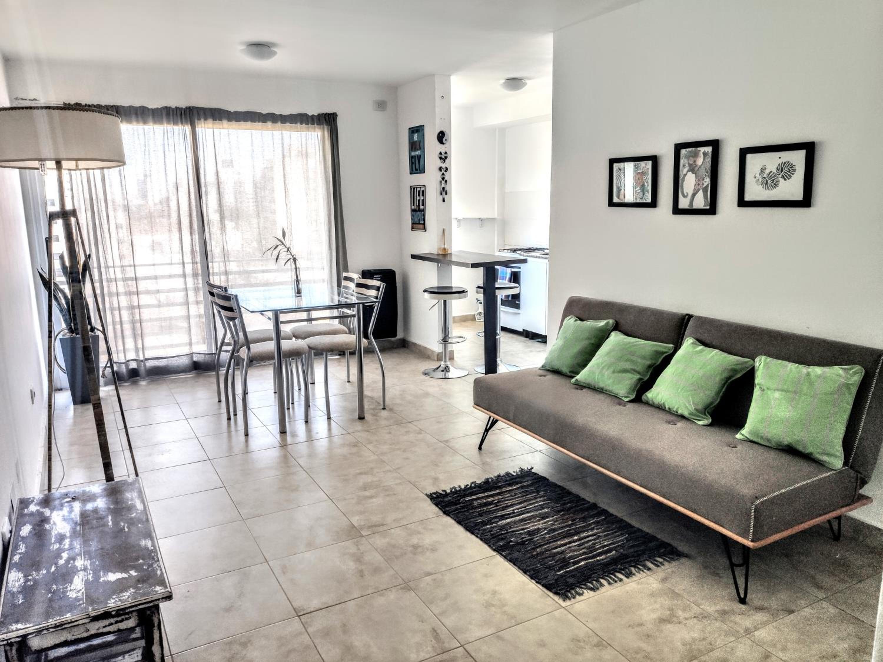 La Plata moderno apart