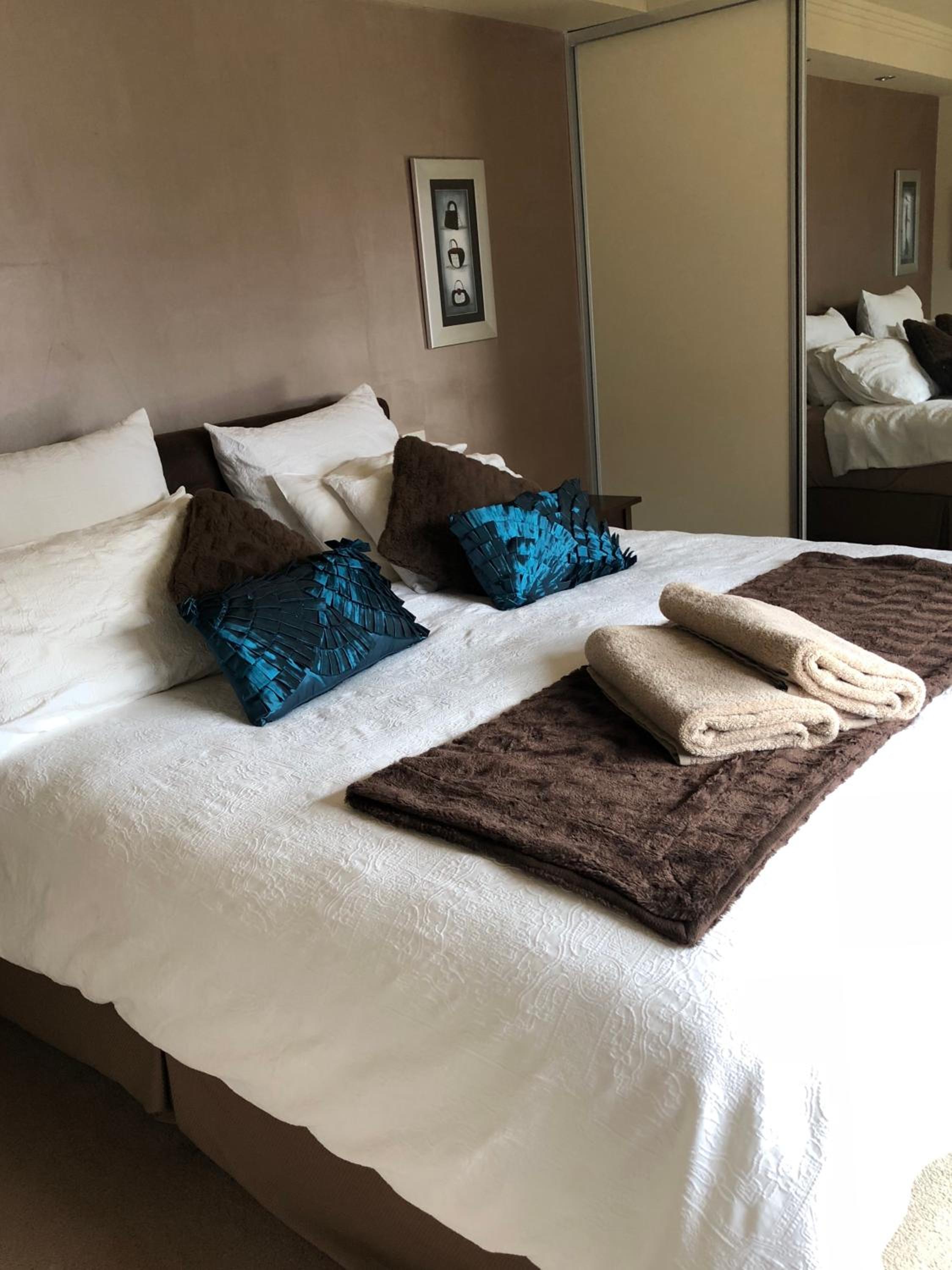 About Time Retreats- Studio Seven