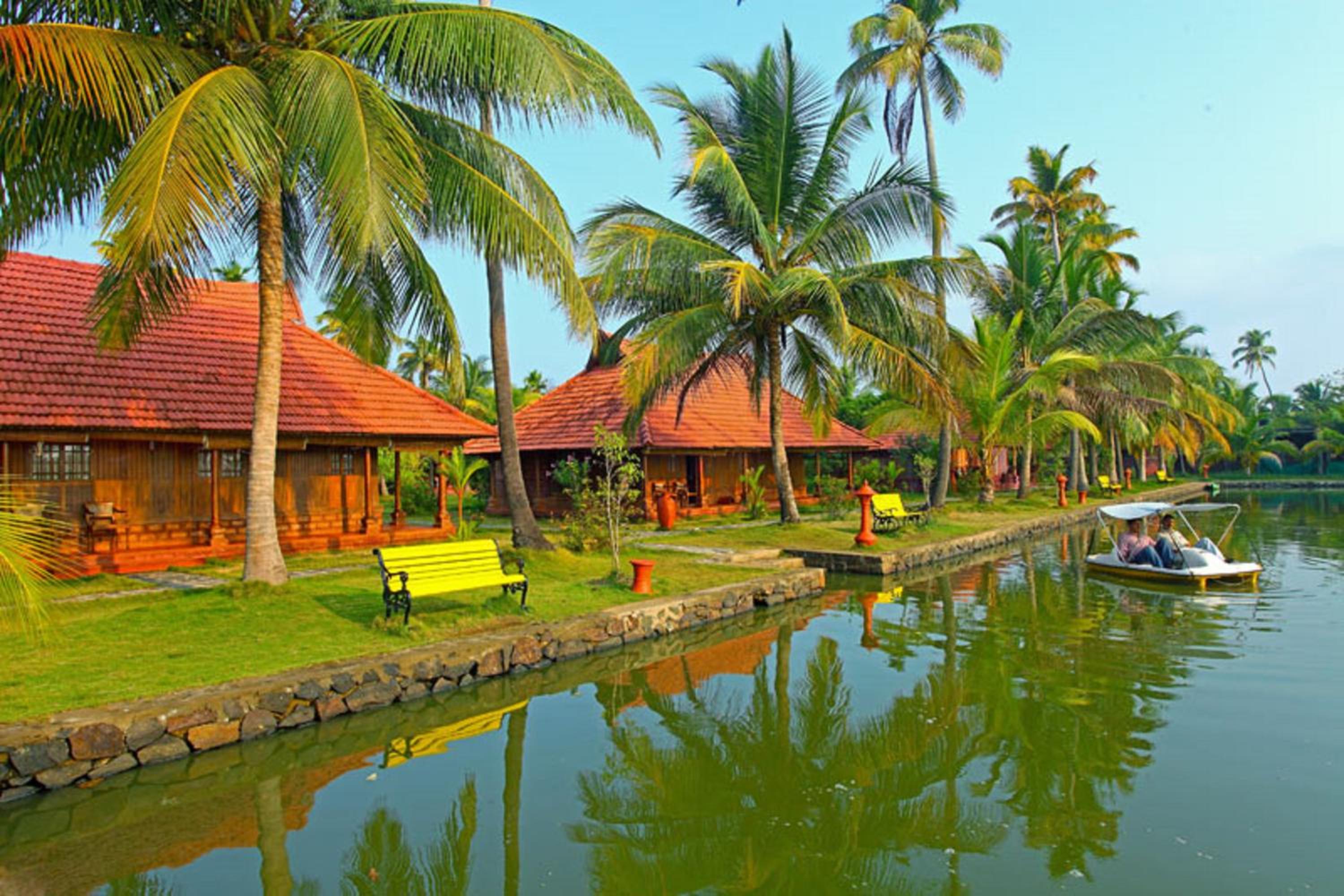 Kondai Lip Backwater Heritage Resort view 2