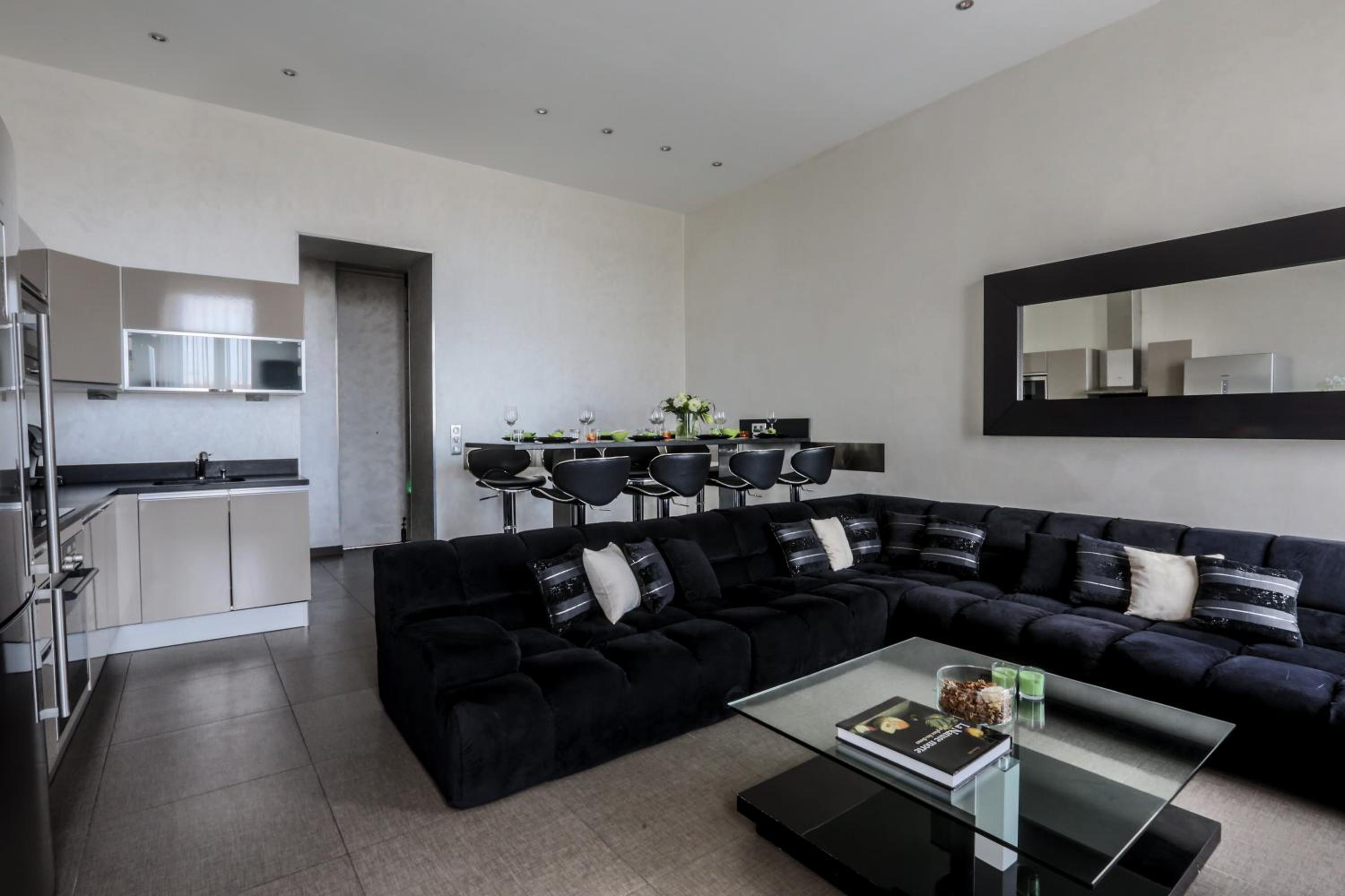 Residence du Louvre - Apartments - Prime location Palais & Croisette - Luxury Stay by LRA Cannes