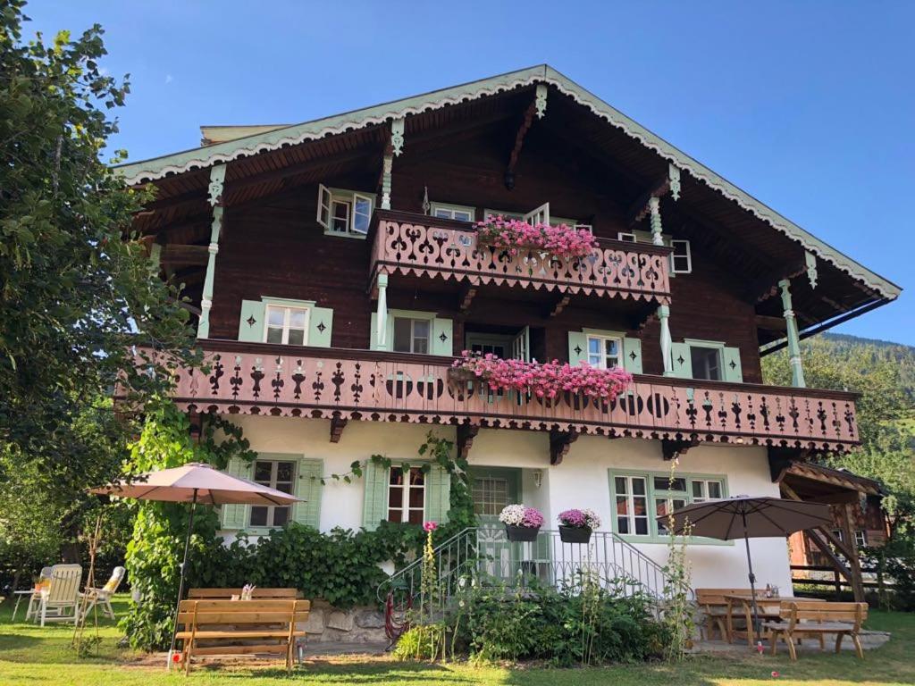 Villa Zeppelin - App Smaragd
