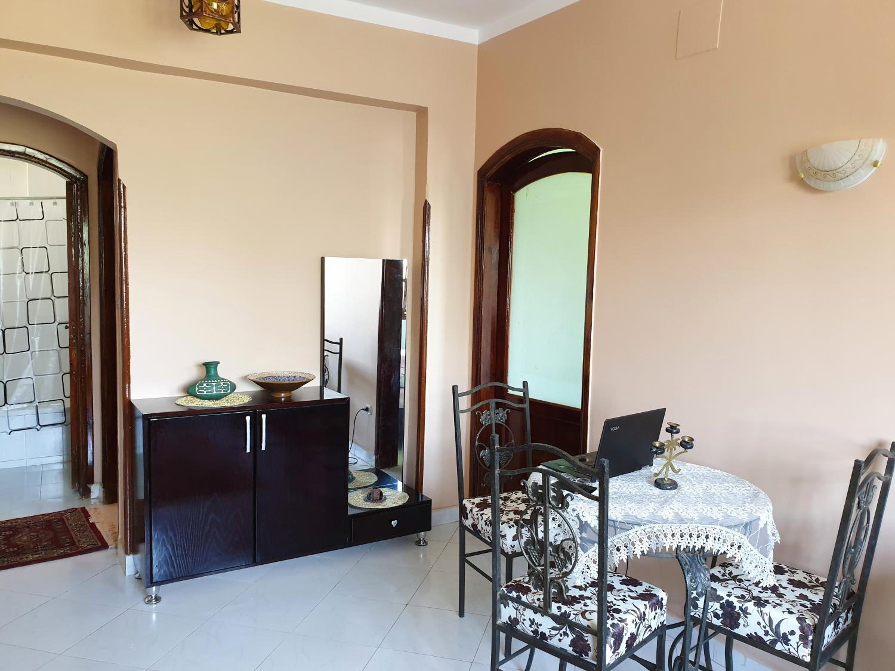 Farida Apartments
