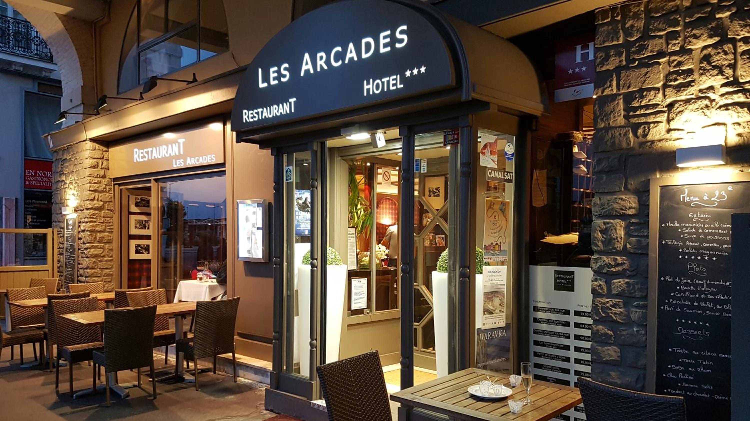 LOGIS Hôtel & Restaurant - Les Arcades, photo 10