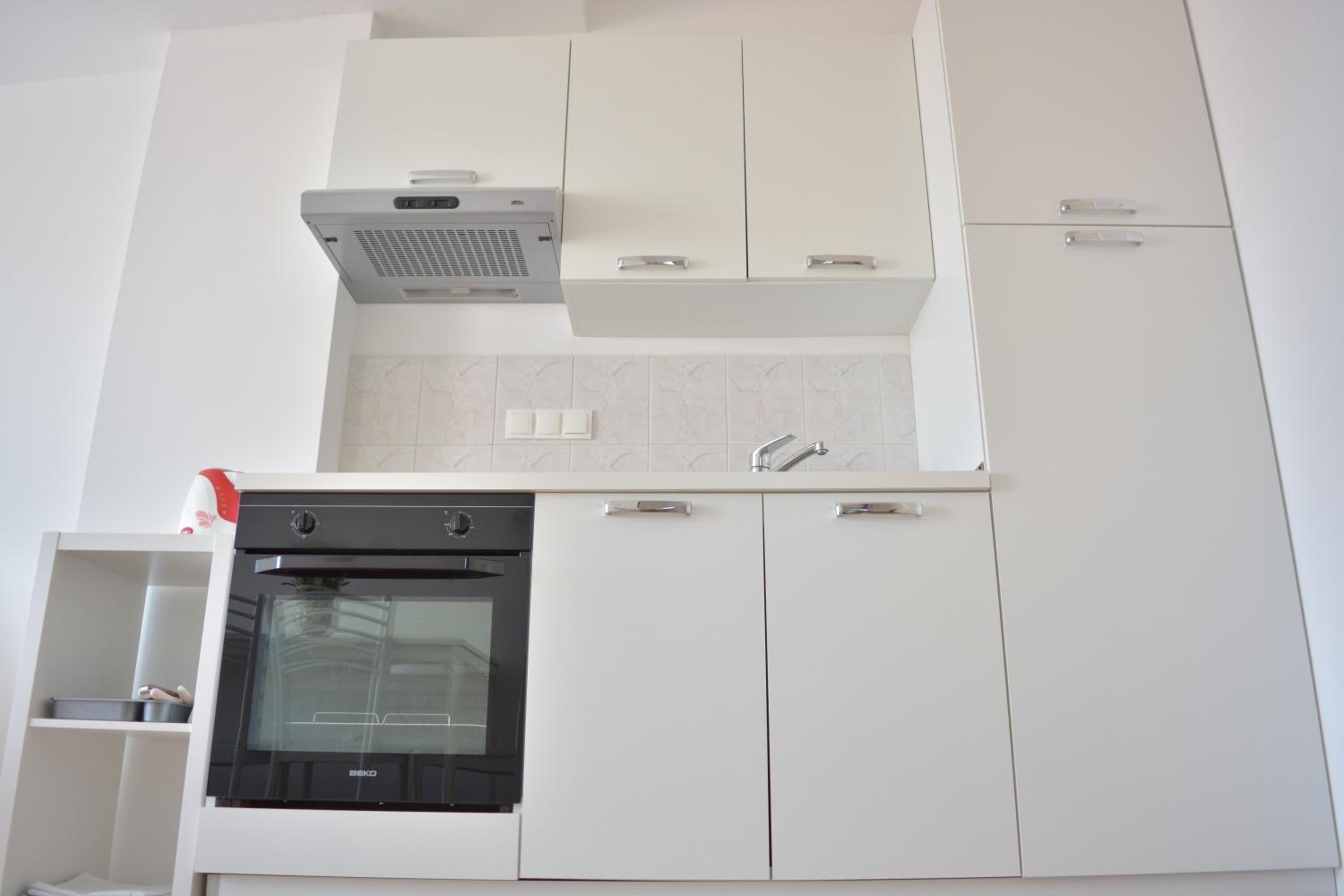 Apart-pansion Promajna