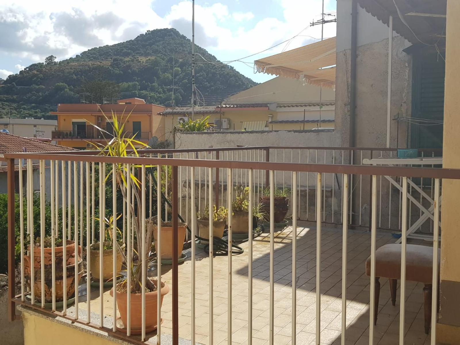Casa tranquilla e luminosa con terrazzo a due passi dal mare view 5