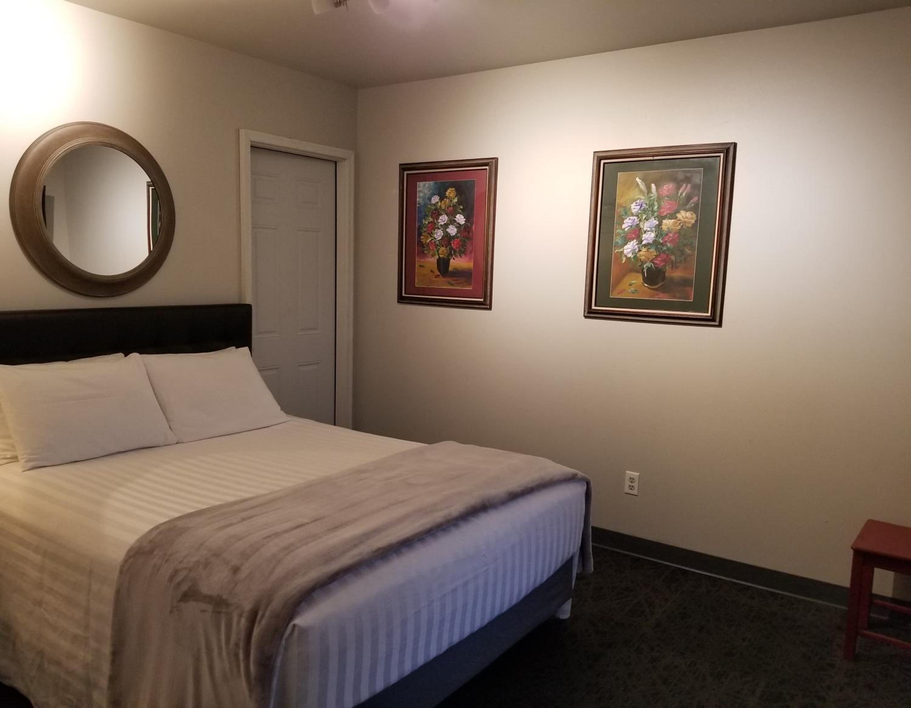 Deep Water Inn