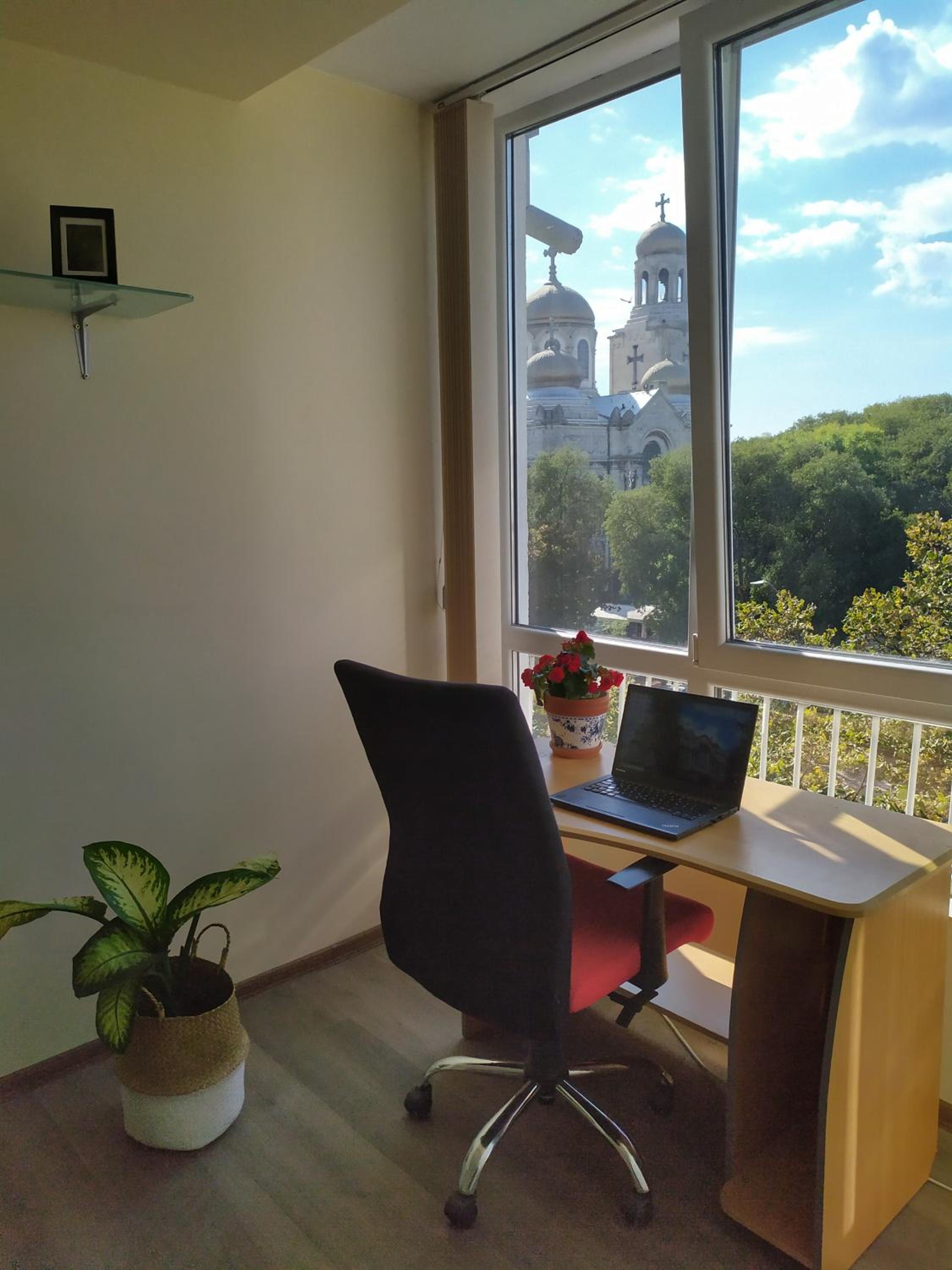 By the CATHEDRAL · TOP center · 2 Bedroom FLAT