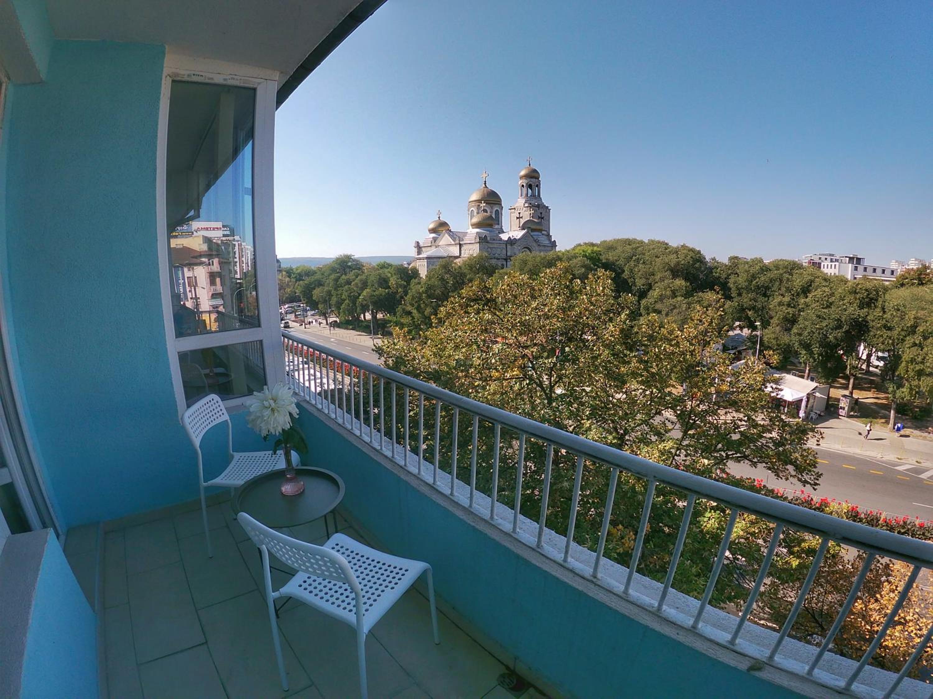 By the CATHEDRAL · TOP center · 2 Bedroom FLAT