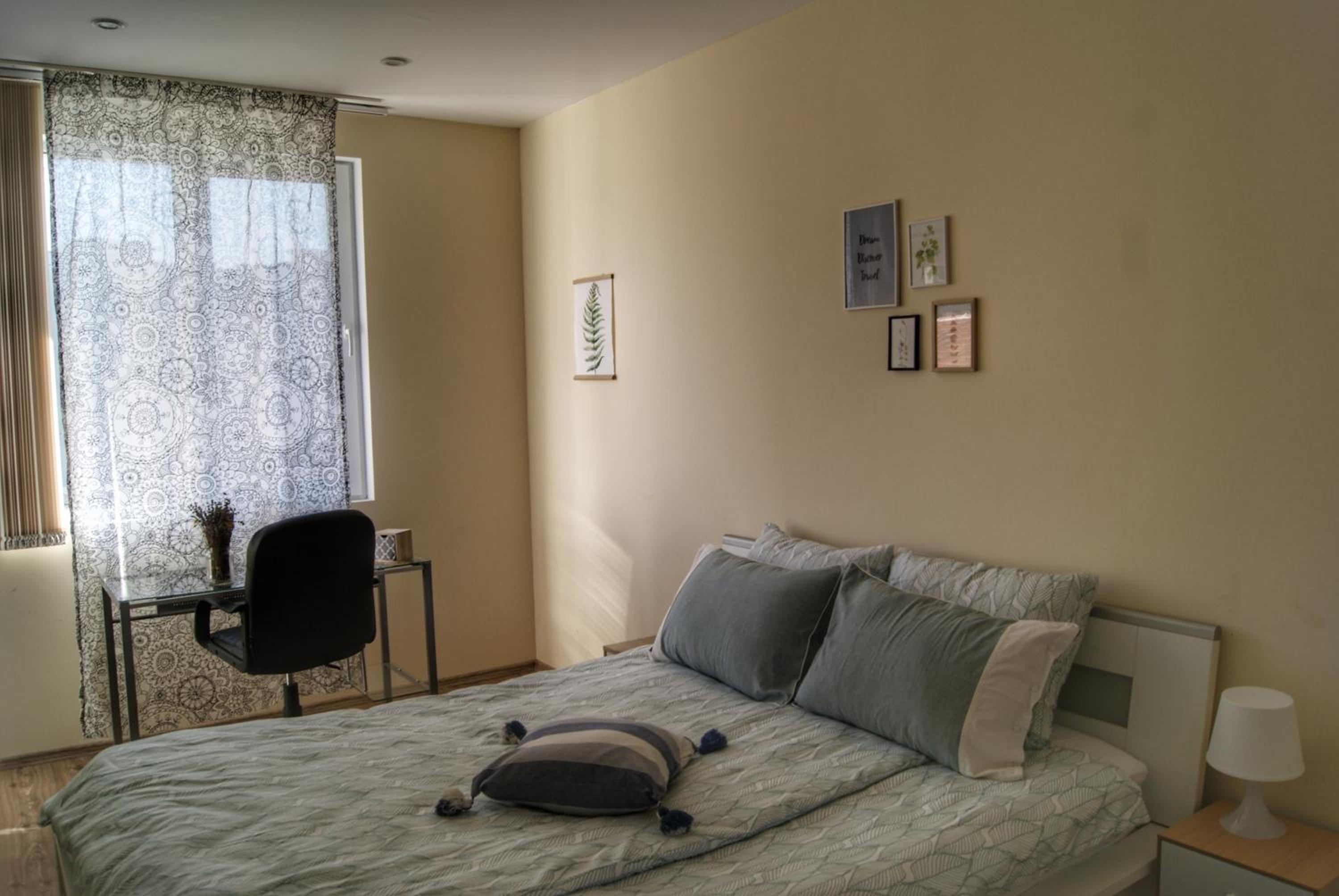 By the CATHEDRAL · TOP center · 2 Bedroom FLAT