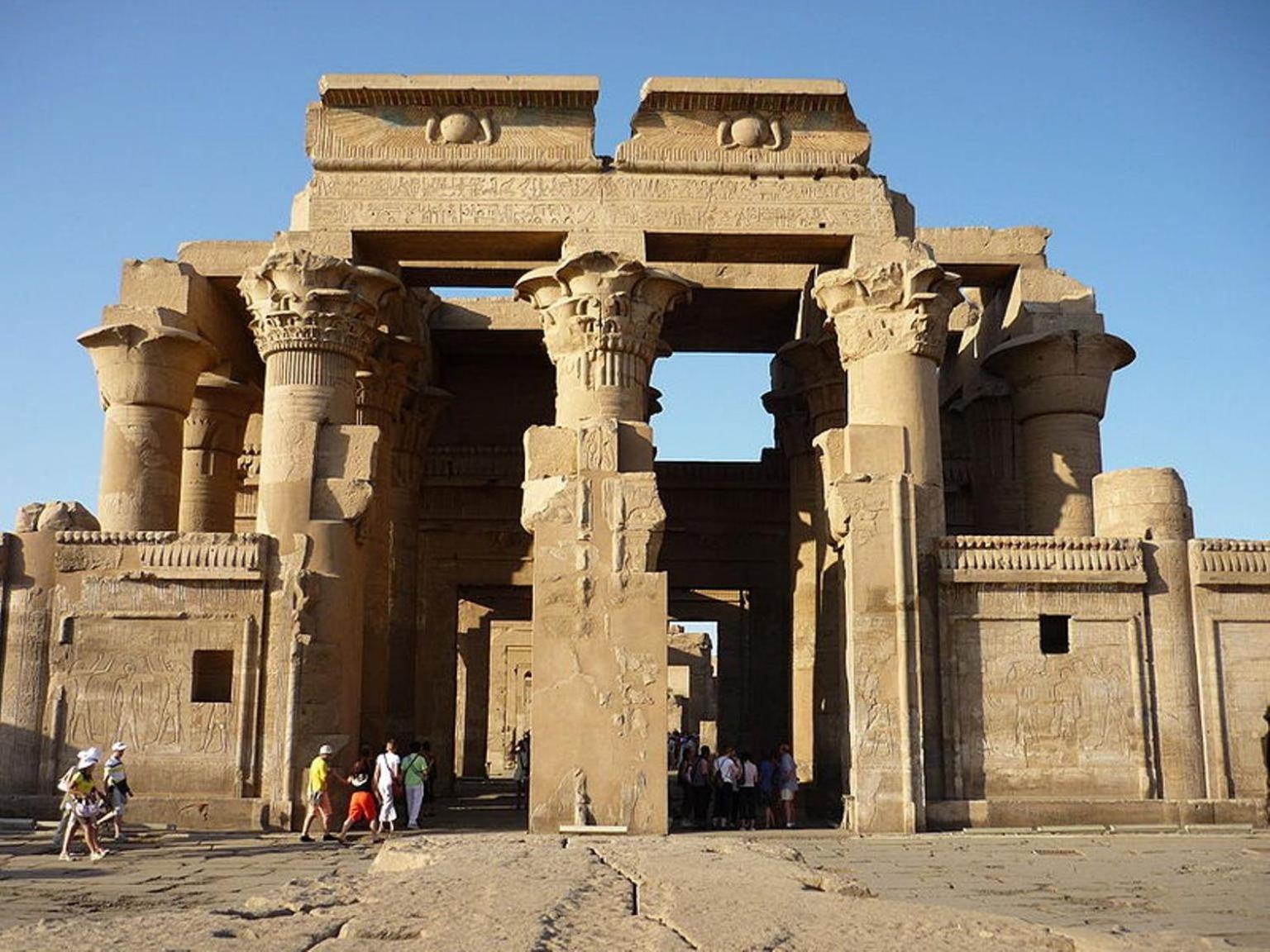 Nile Cruise King Tut view 4