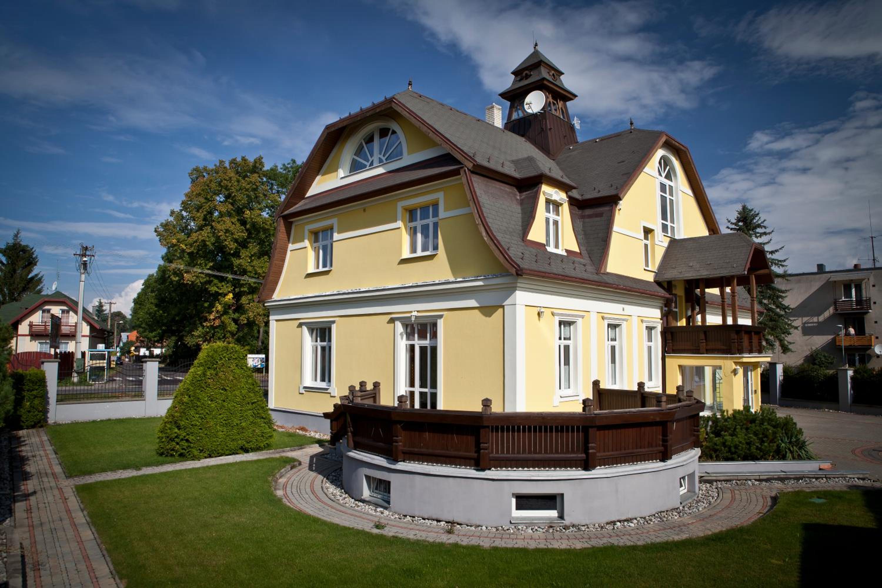 Photo 19