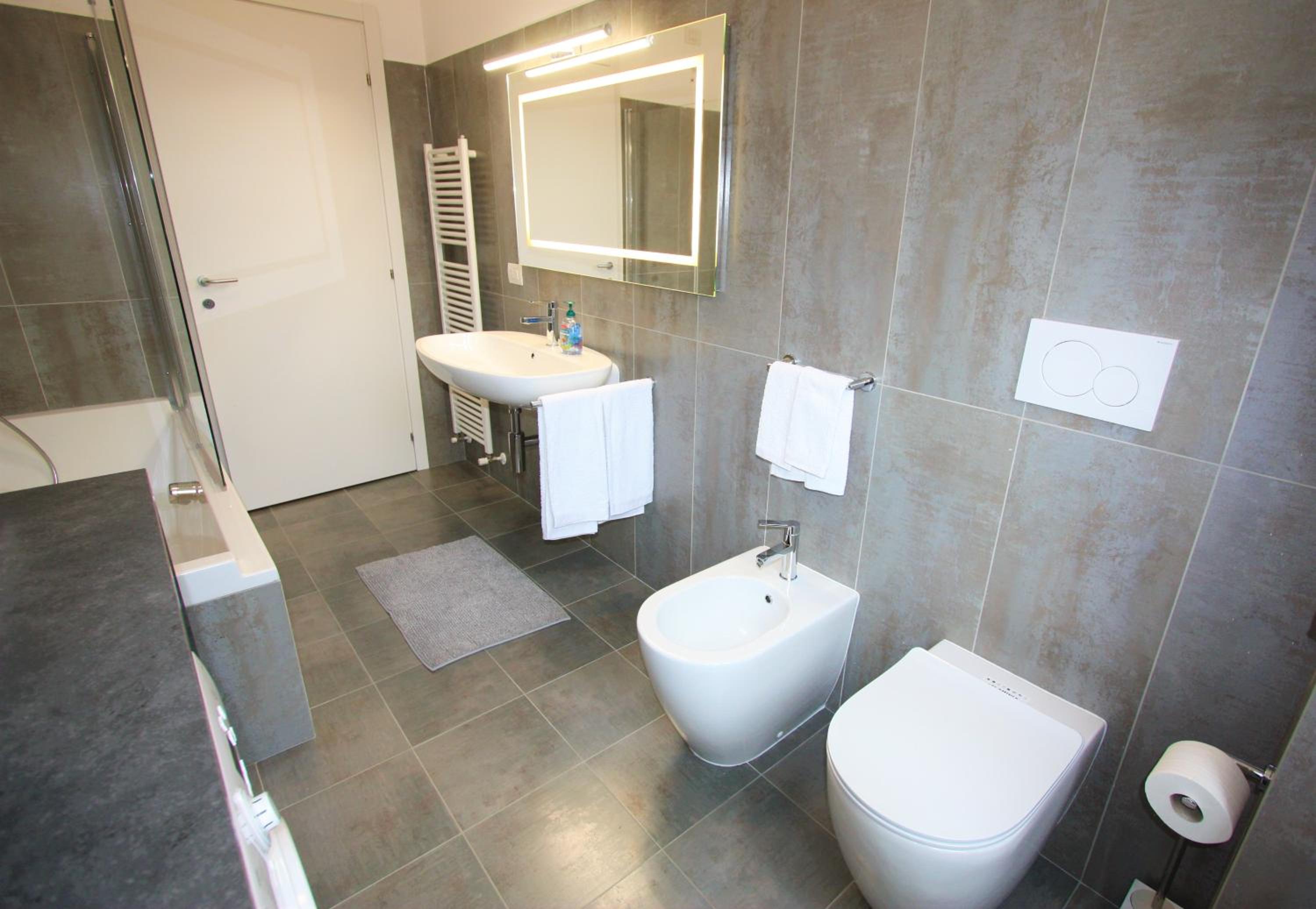 Palazzo della Torre Elegant Apartment in Como