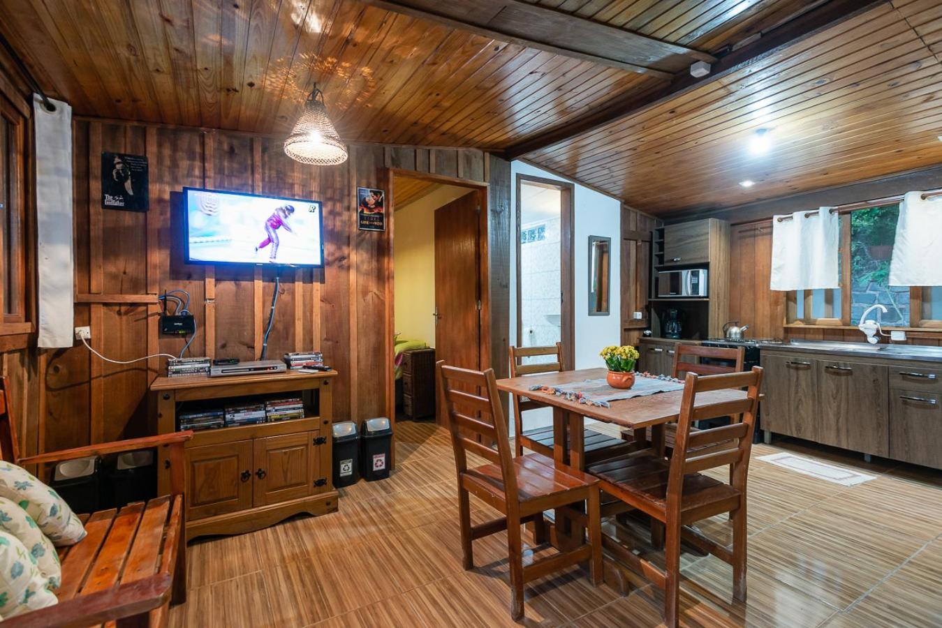 Sunset Strip Eco Apartments