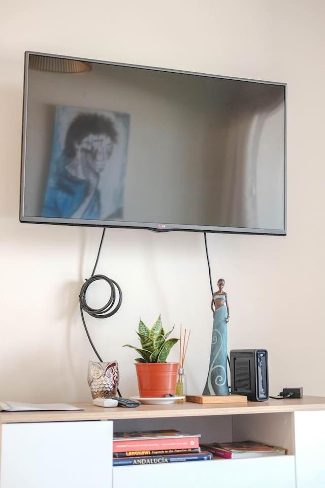 Departamento amplio, nuevo y céntrico