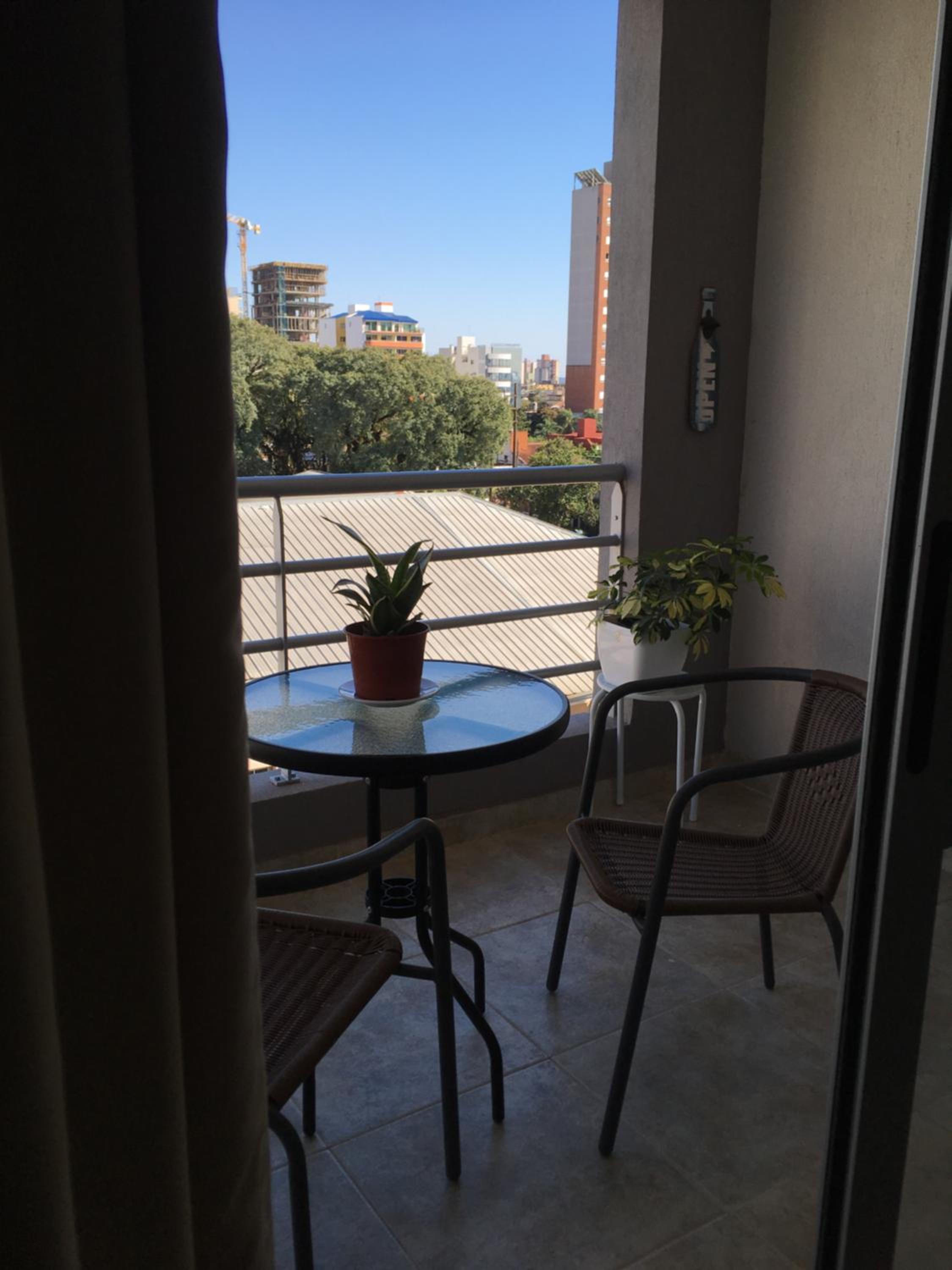 Departamento amplio, nuevo y céntrico