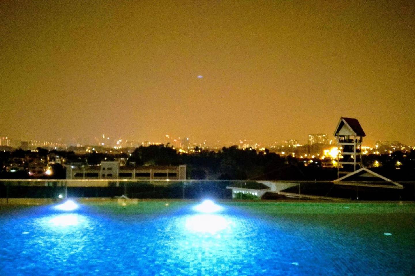 RESORT HOME WITH GOLF AND KLCC CITY VIEW NEAR TO BUKIT JALIL STADIUM & AXIATA ARENA