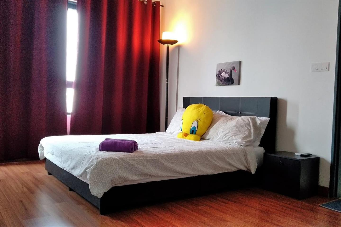 RESORT HOME WITH GOLF AND KLCC CITY VIEW NEAR TO BUKIT JALIL STADIUM & AXIATA ARENA