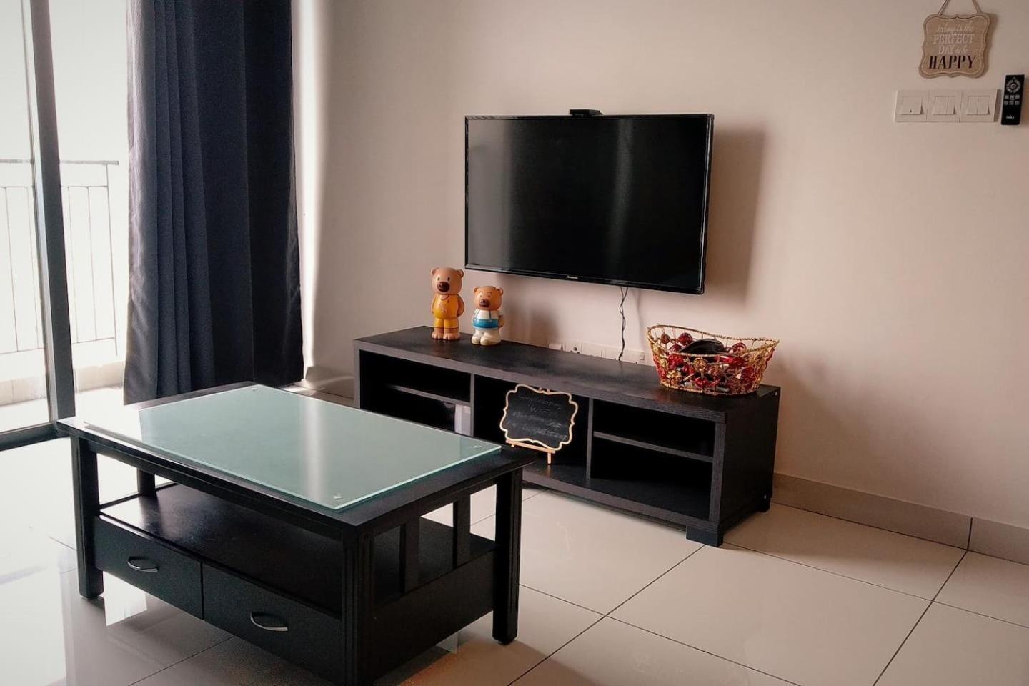 RESORT HOME WITH GOLF AND KLCC CITY VIEW NEAR TO BUKIT JALIL STADIUM & AXIATA ARENA