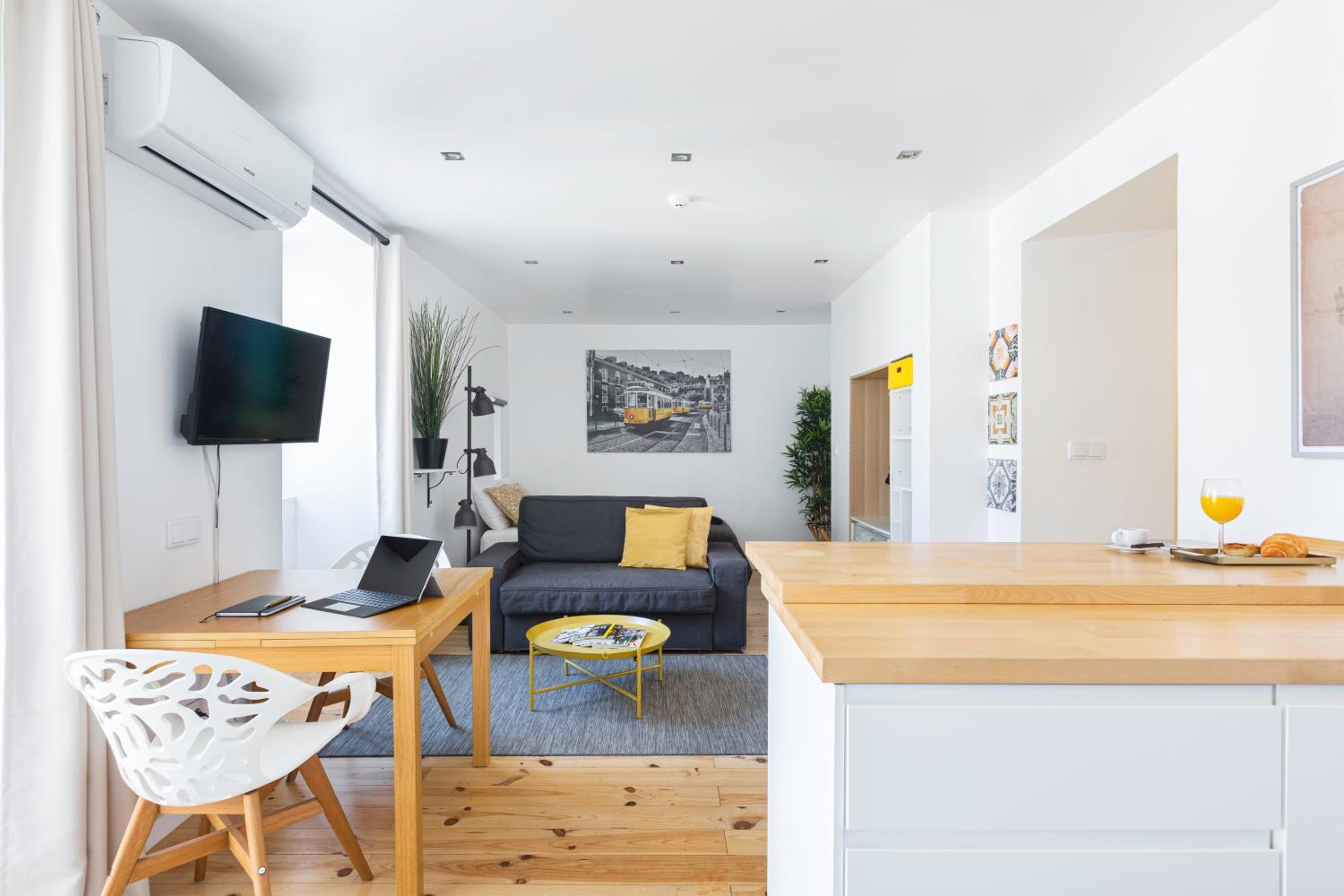 Bairro Alto Bronze of Art Apartments view 2