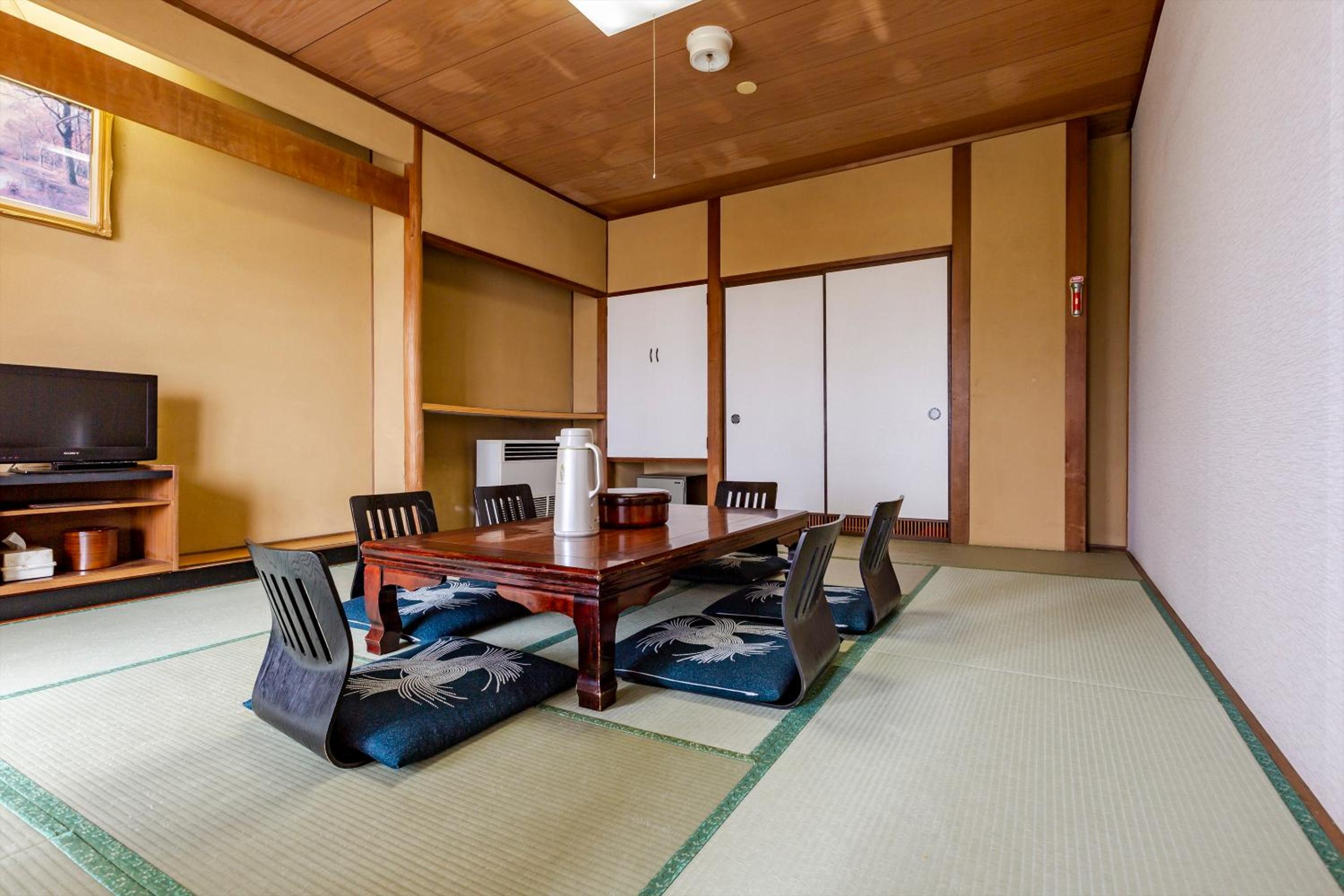 Tsuruga Tunnel Onsen Kitaguni Grand Hotel view 2