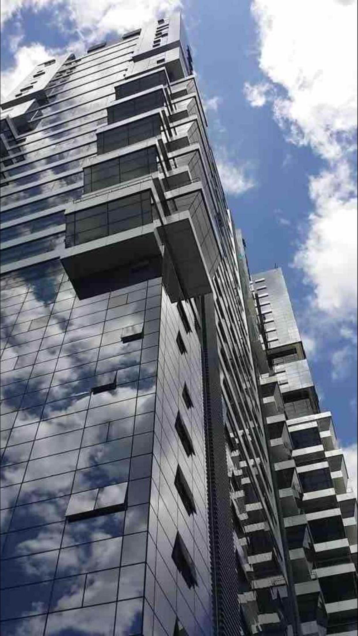 3 Towers 10min to KLCC next to Hospital Gleneagle