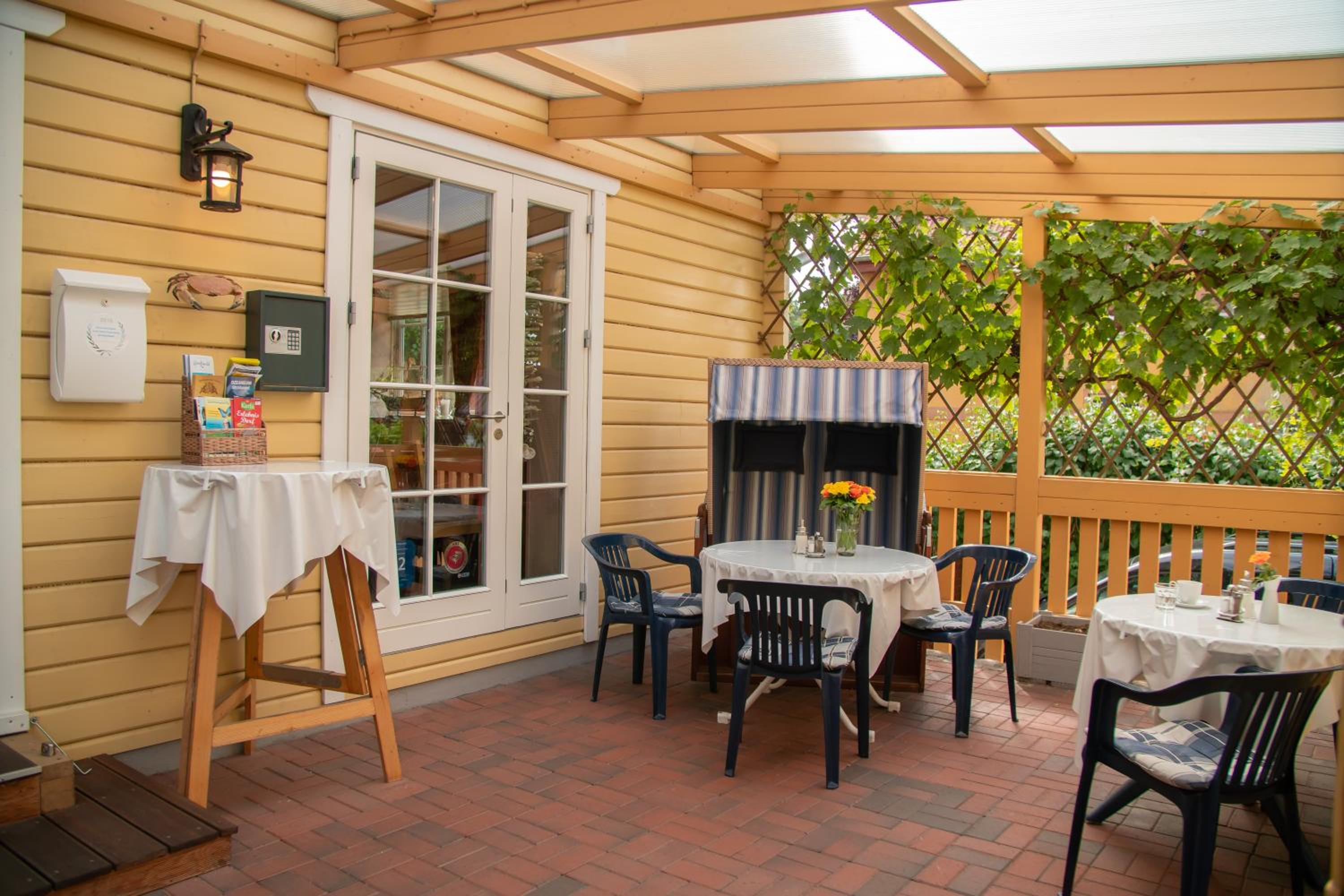 Haus Stoertebeker Appartements - Hotel Garni, Seebad Lubmin