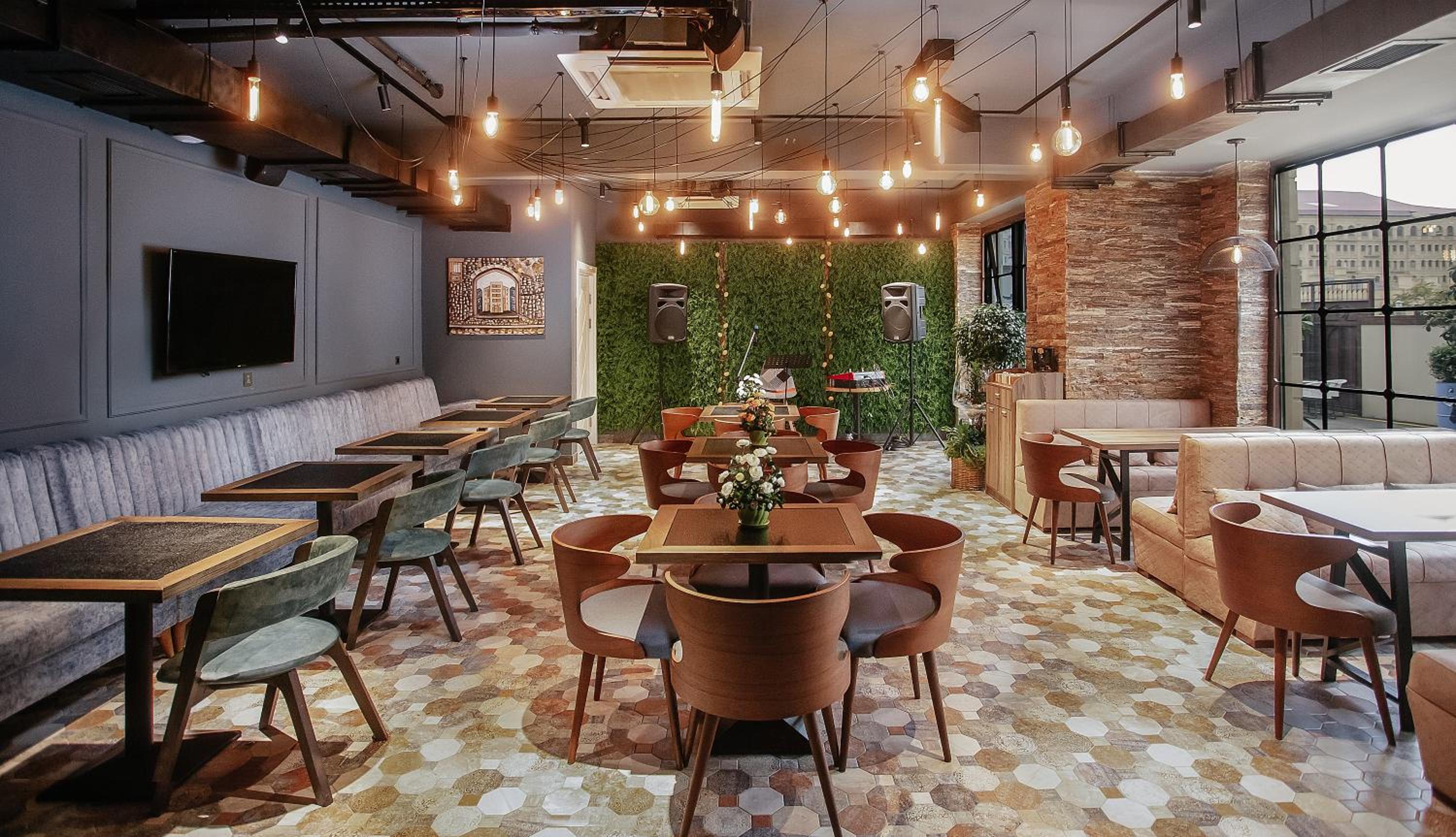 Alfa Hotel