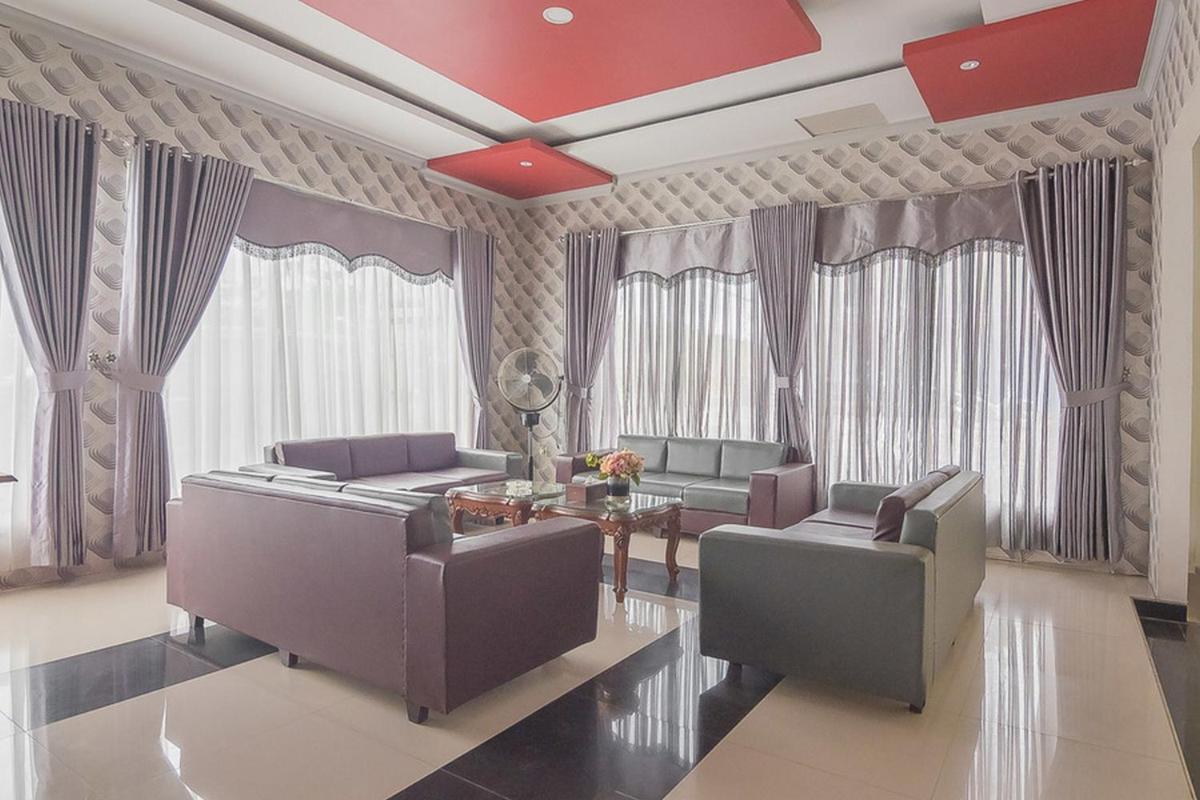 RedDoorz Syariah near Taman Rozeline Penajam view 2