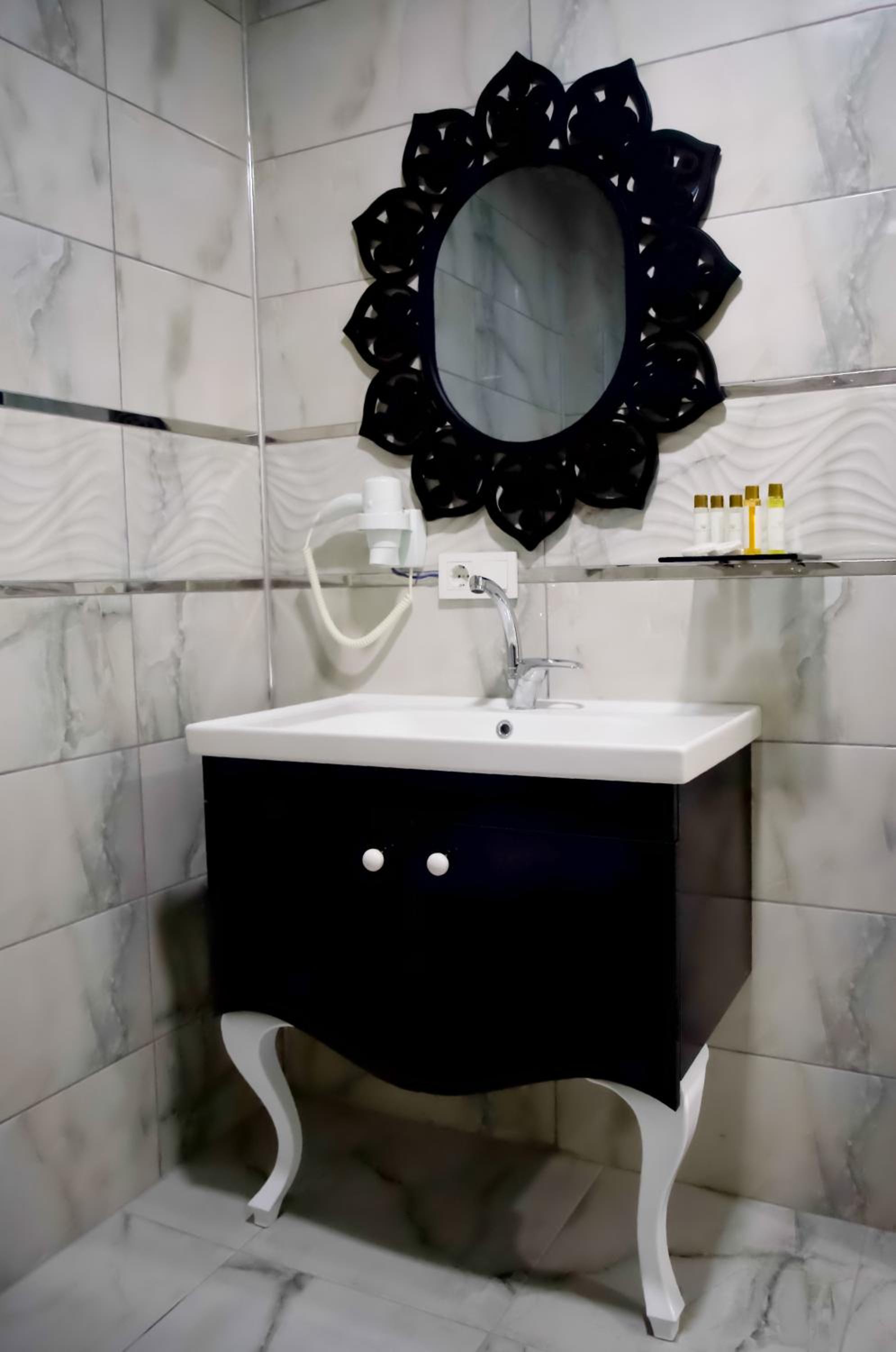 Cnr İnci Otel - Image 33