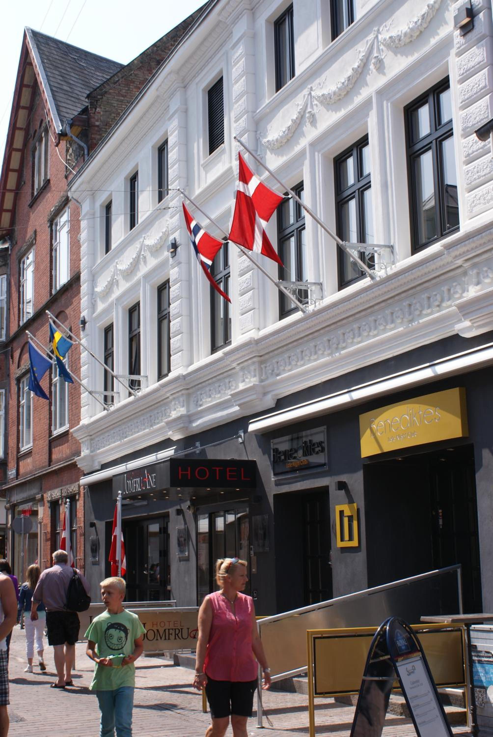 Aalborg Vacations - Hotel Jomfru Ane - Property Image 2